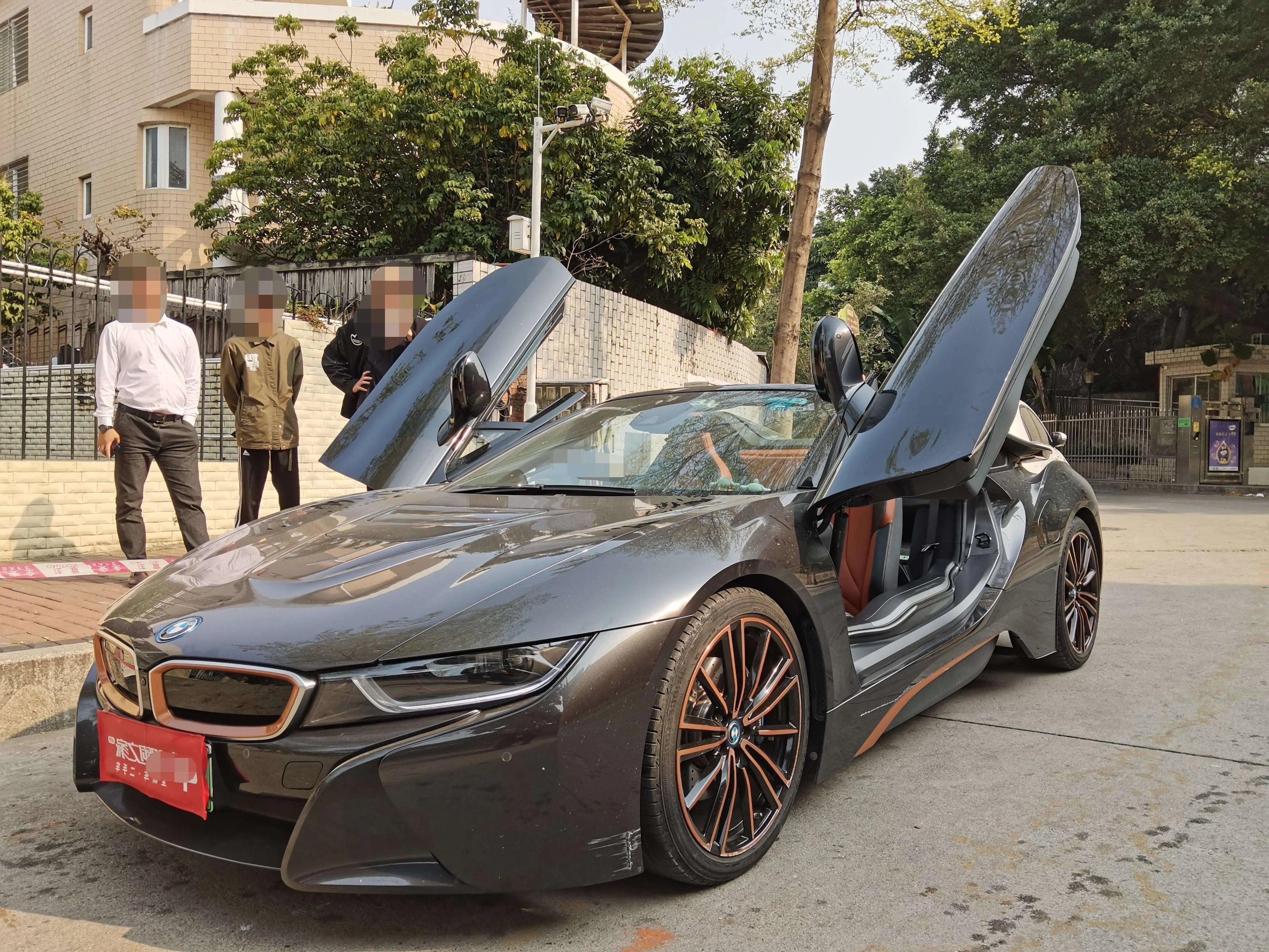BMW i8  из Китая