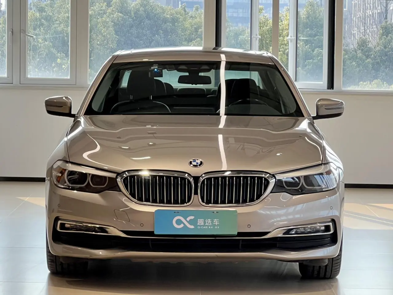 BMW 5 Series PHEV  из Китая