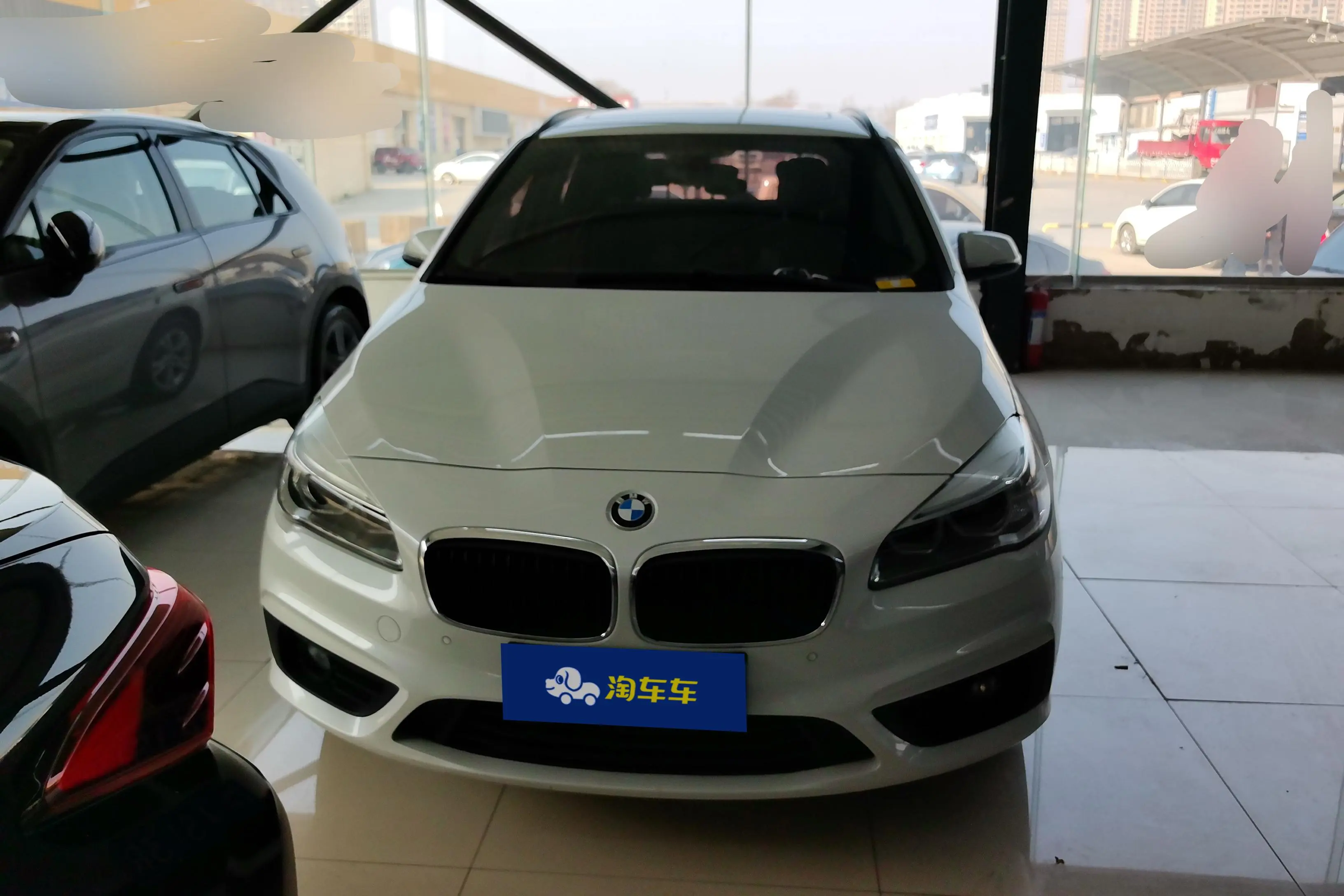 BMW 2 Series Active Tourer  из Китая