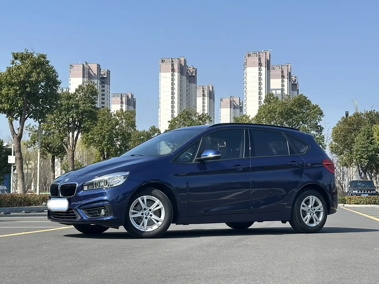 BMW 2 Series Active Tourer  из Китая