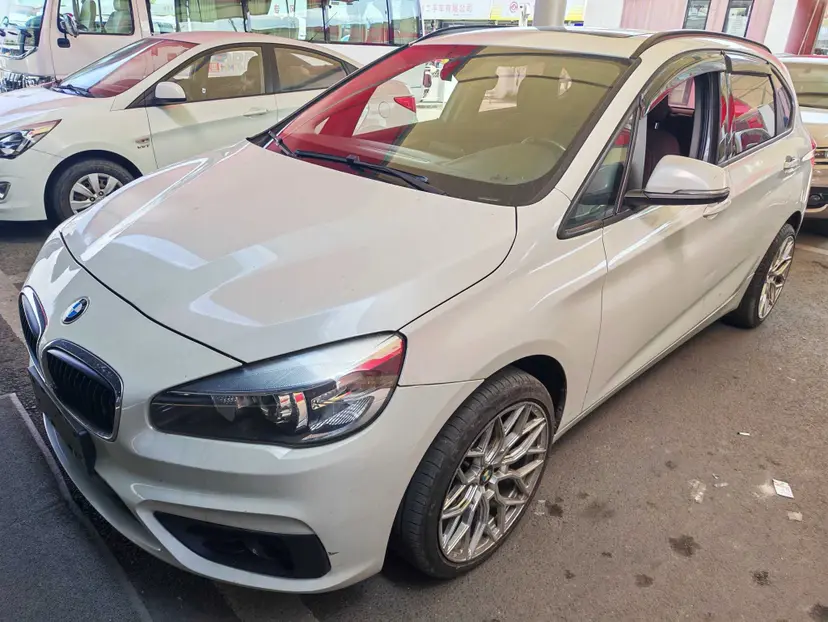 BMW 2 Series Active Tourer  из Китая