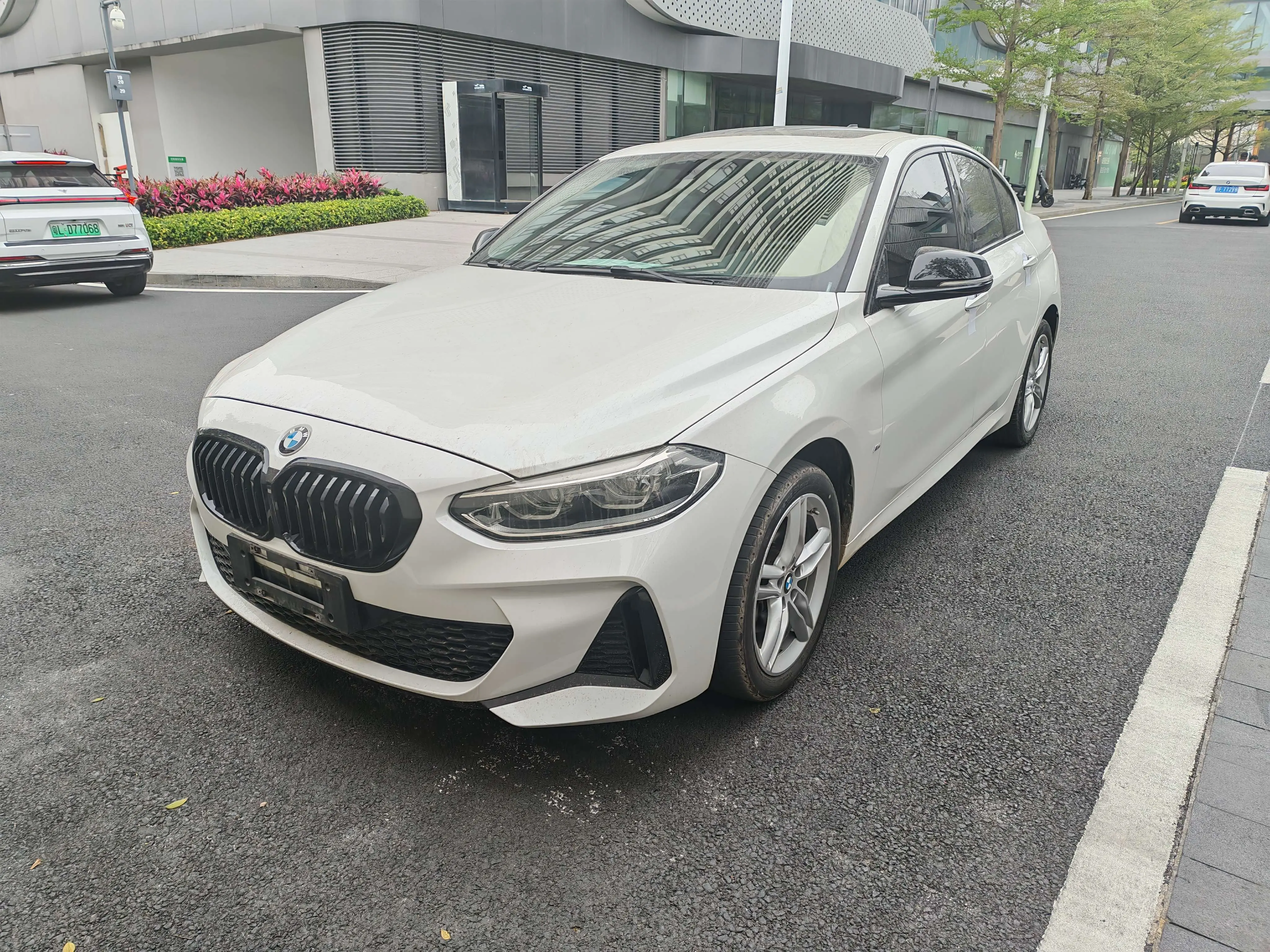 BMW 1 Series  из Китая