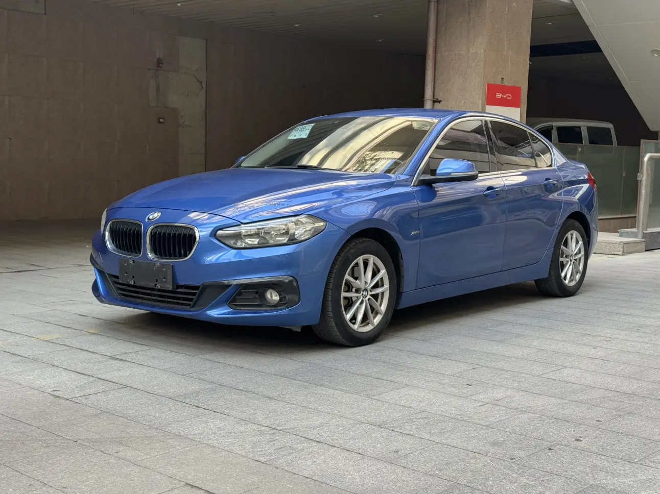 BMW 1 Series  из Китая