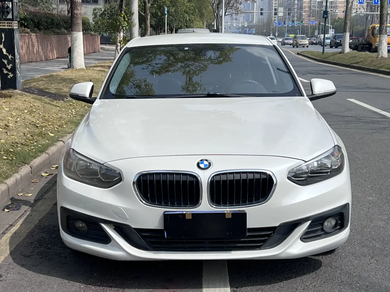 BMW 1 Series  из Китая