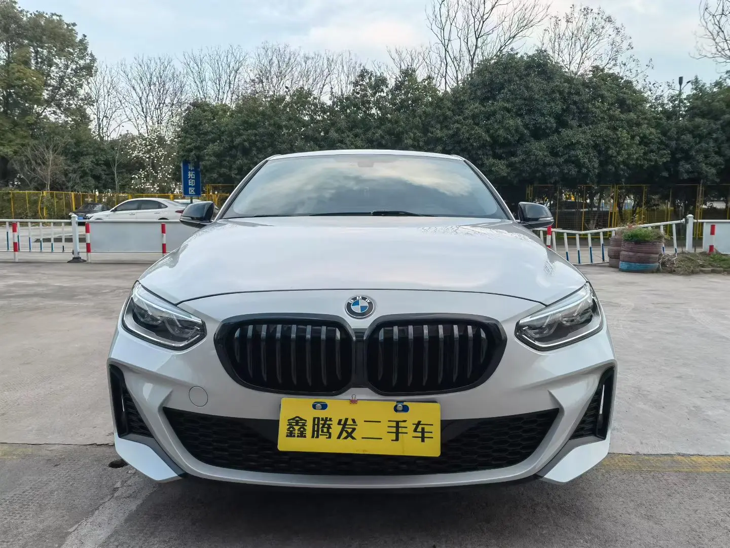 BMW 1 Series  из Китая