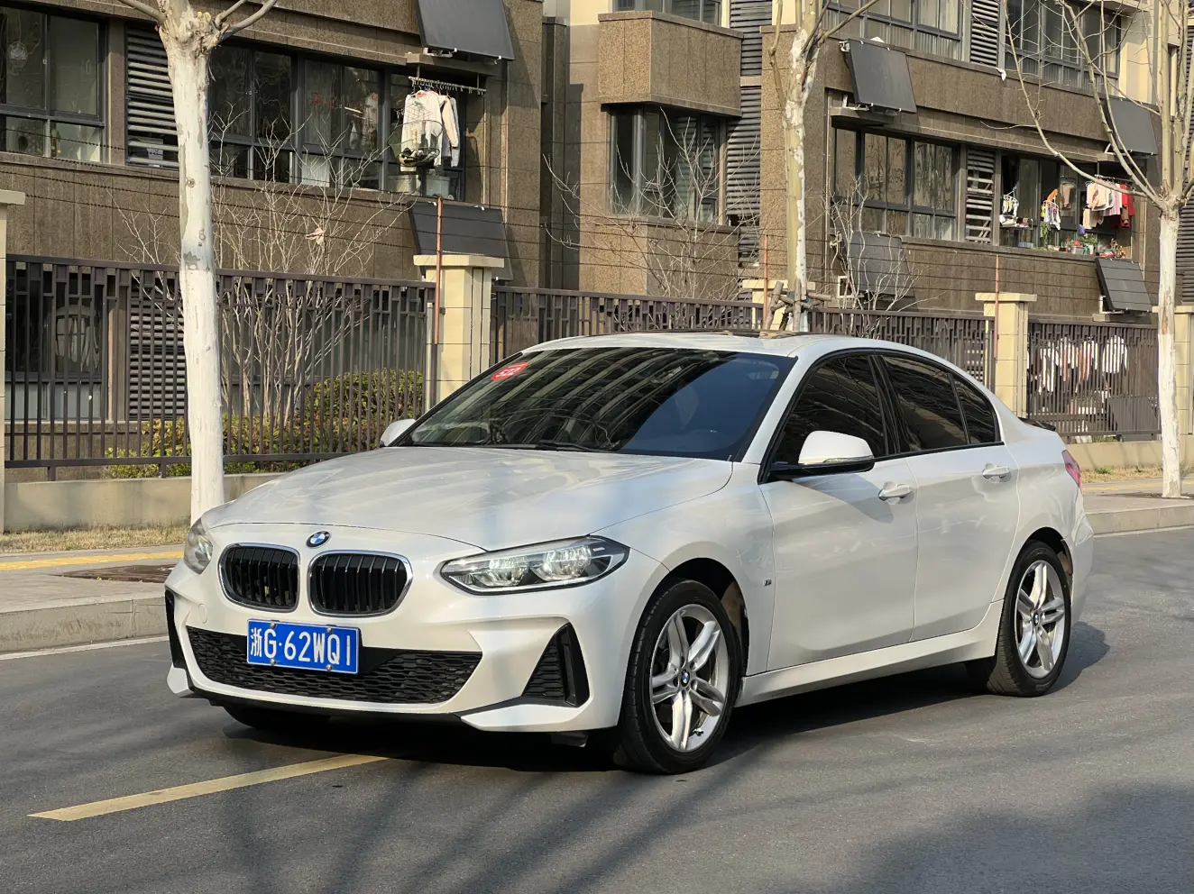 BMW 1 Series  из Китая