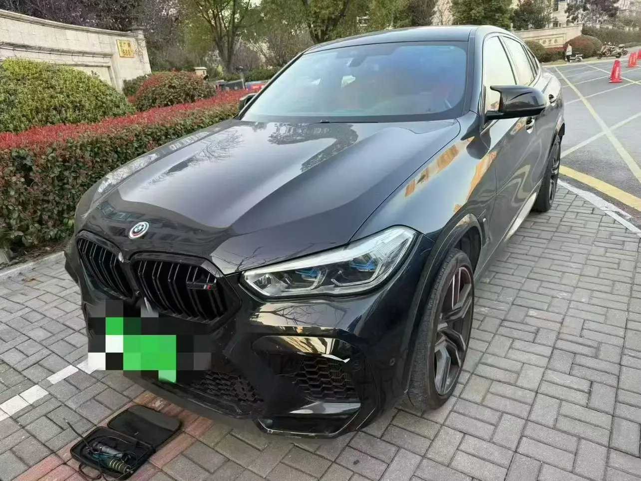 BMW X6 M  из Китая