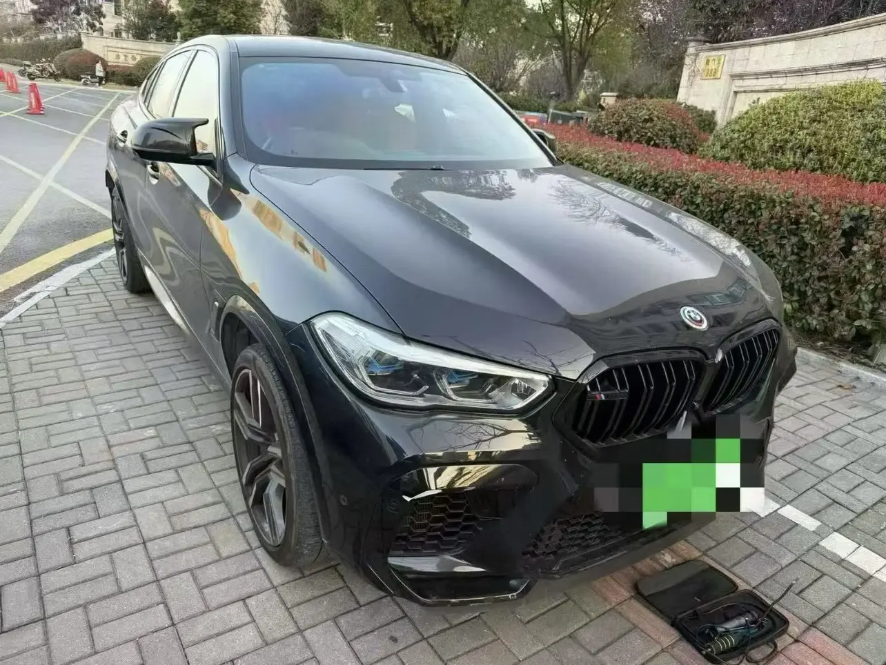 BMW X6 M  из Китая