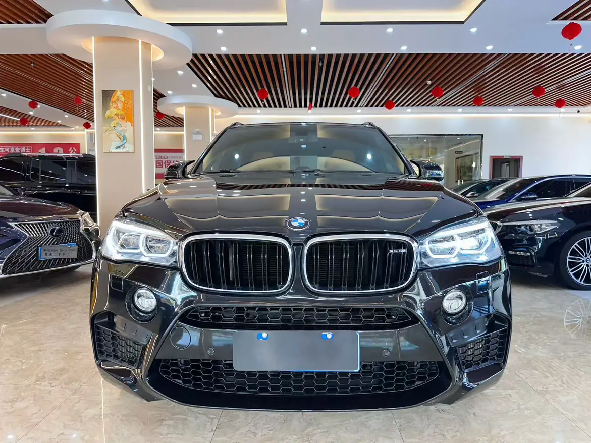 BMW X5M  из Китая