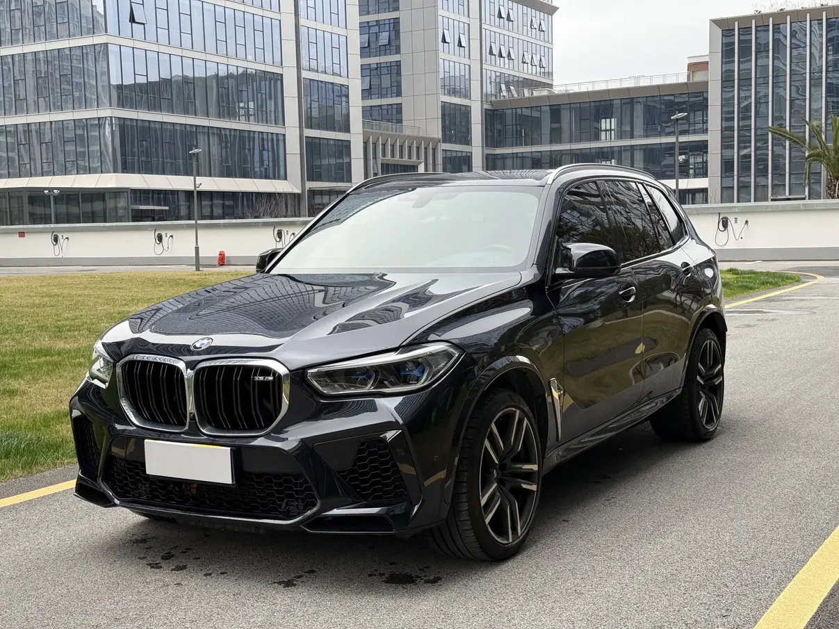 BMW X5M  из Китая