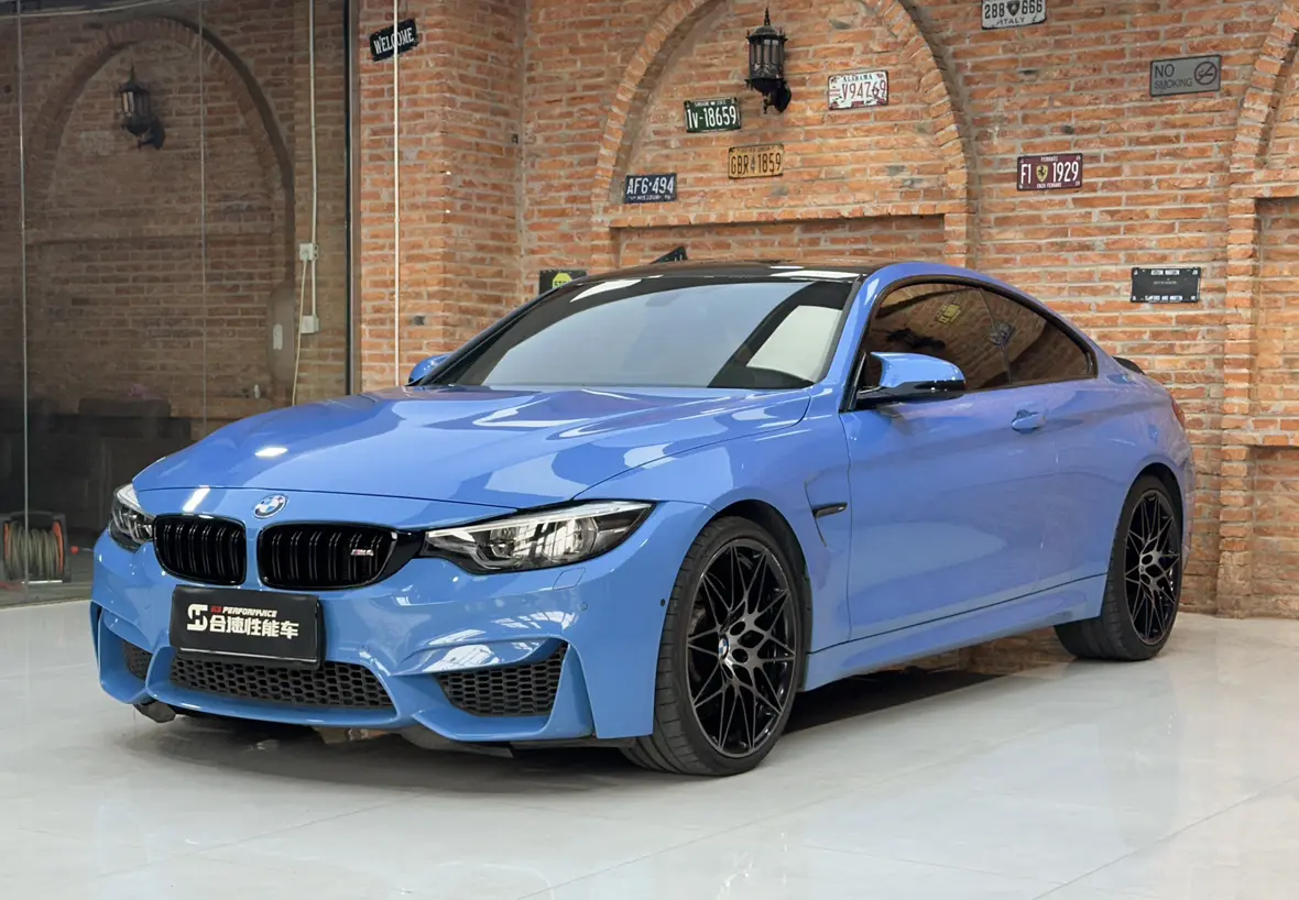 BMW M4  из Китая