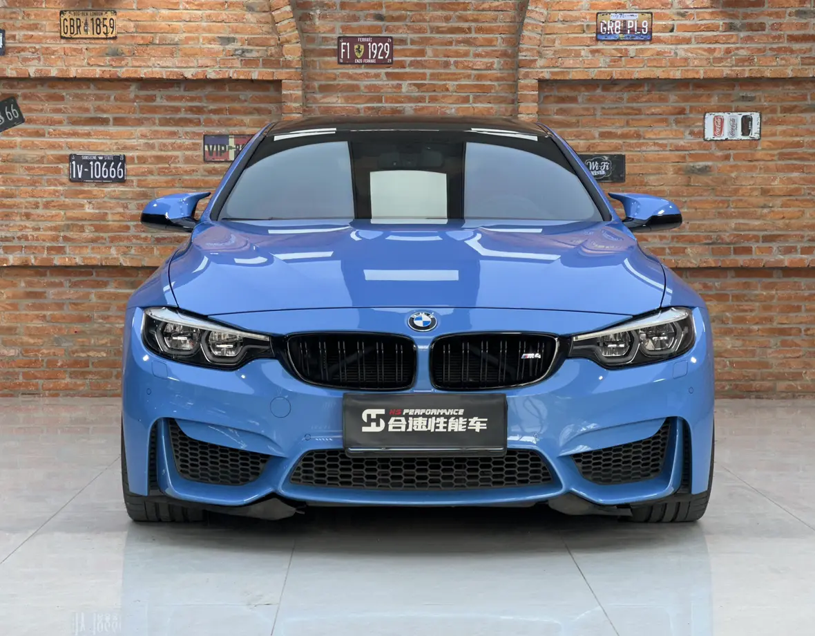 BMW M4  из Китая
