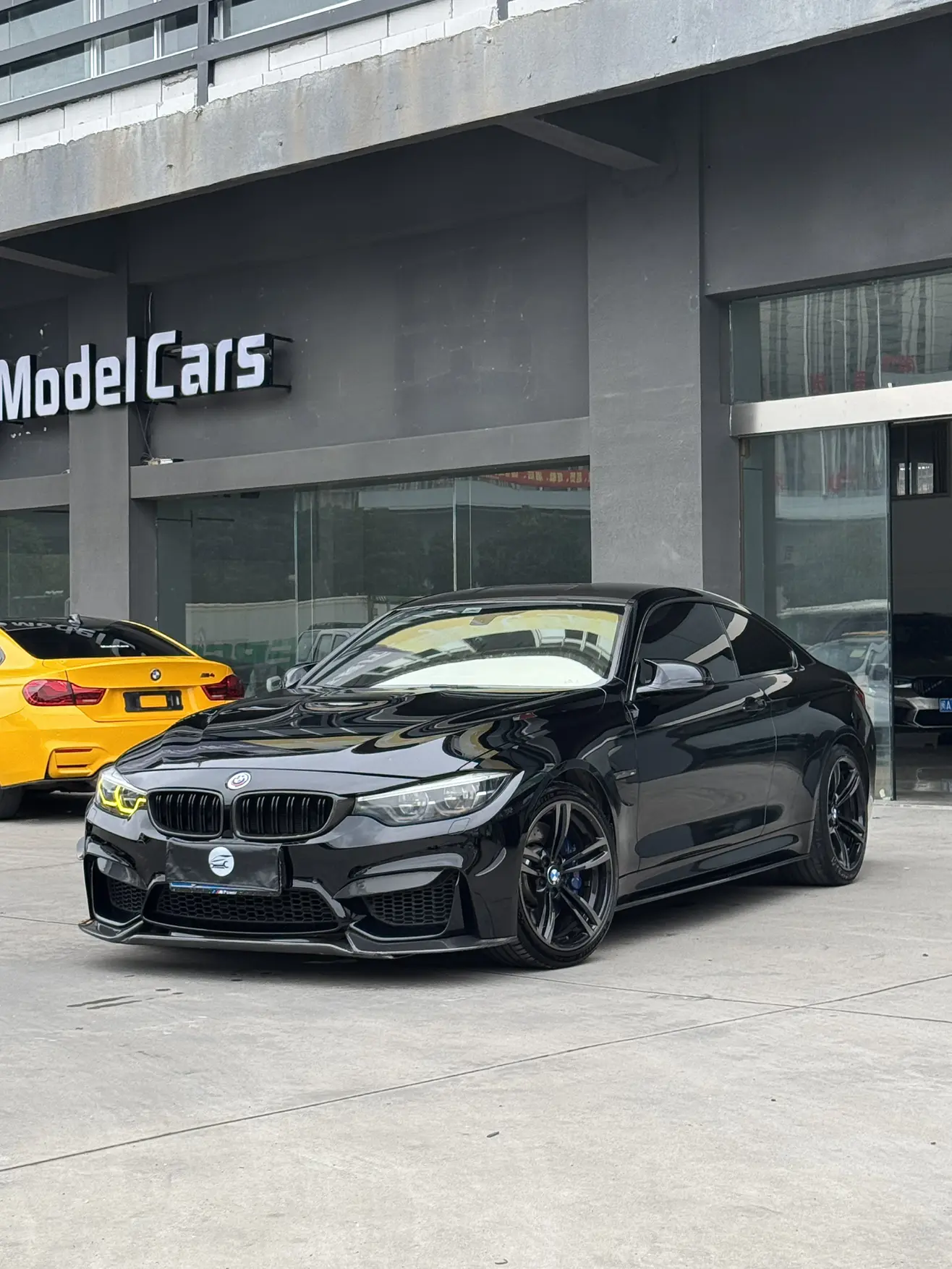BMW M4  из Китая