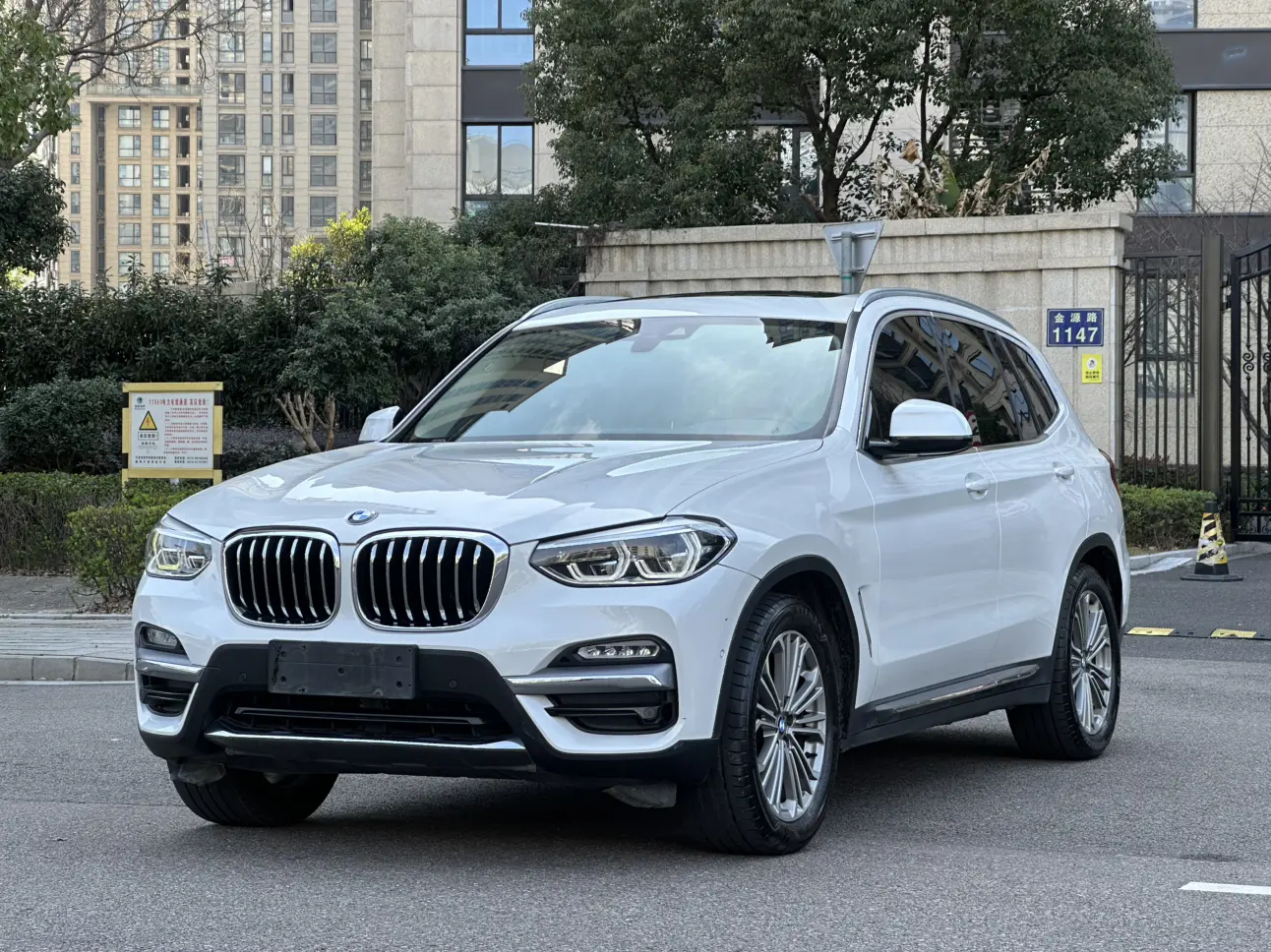 BMW X3  из Китая