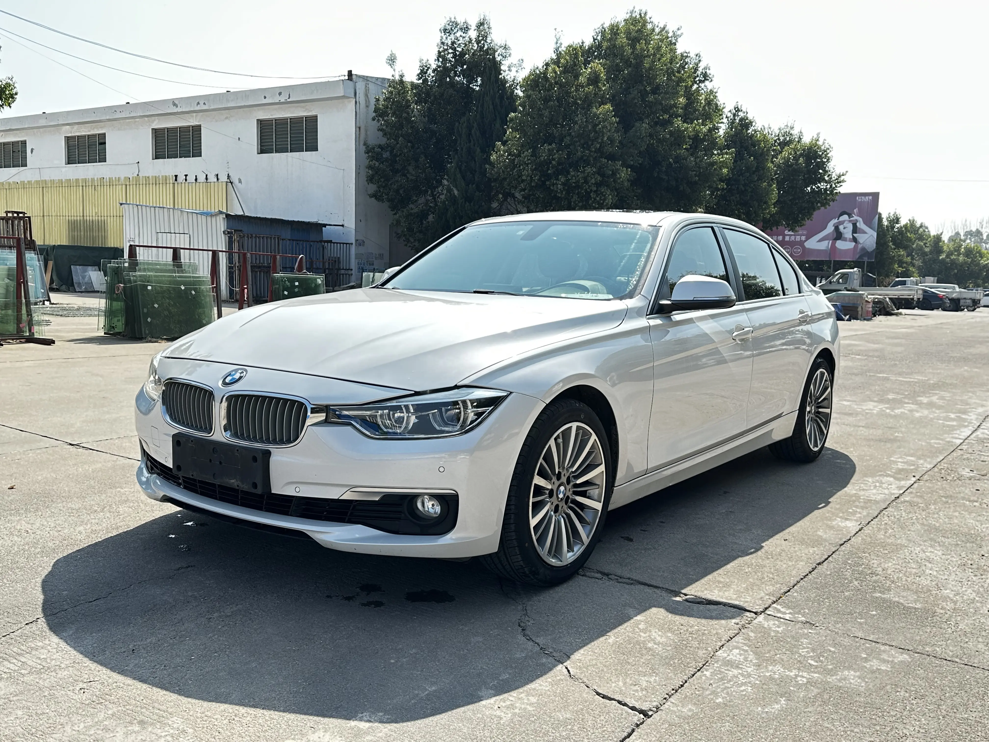 BMW 3 Series  из Китая