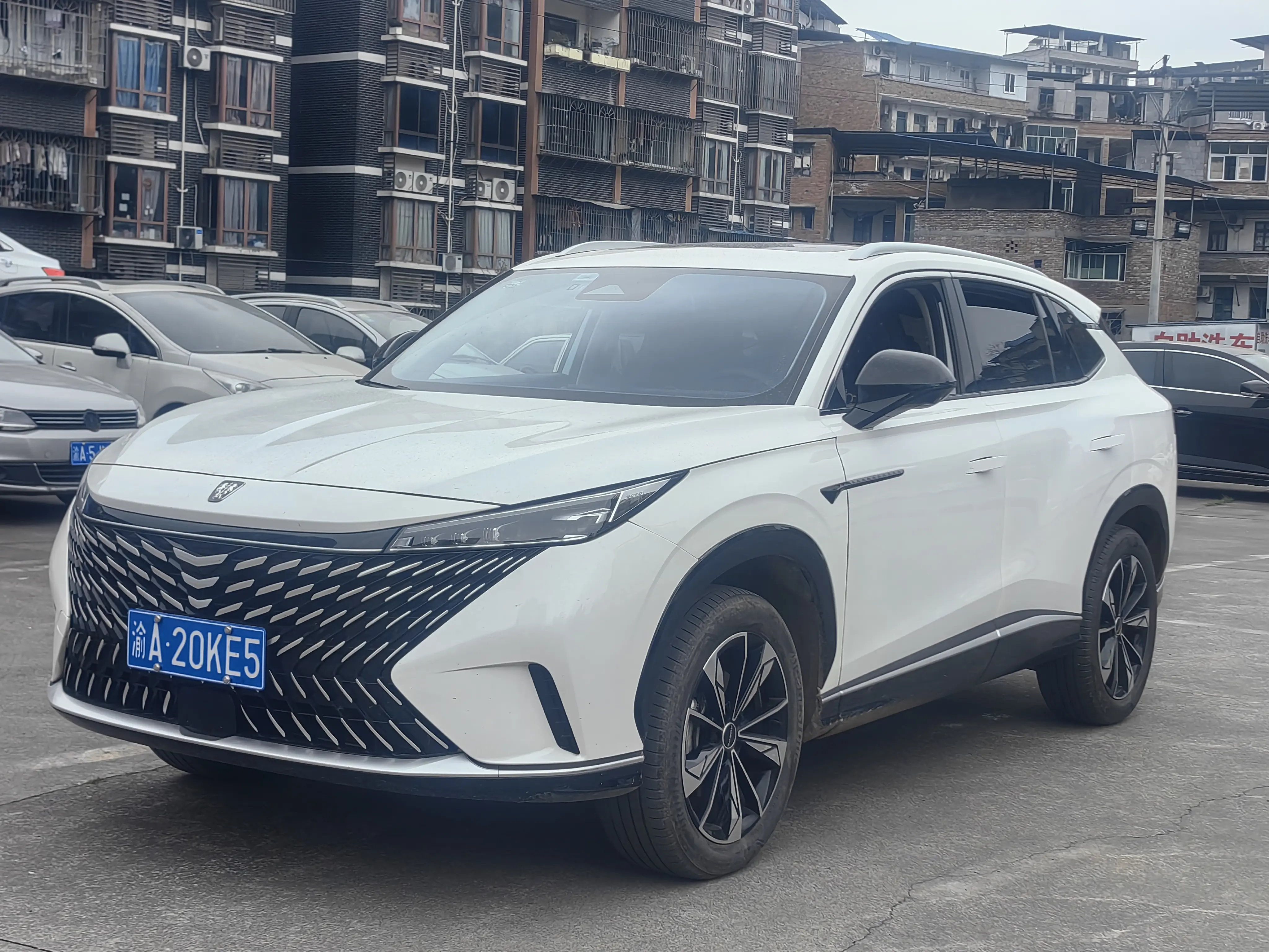 Roewe RX5
