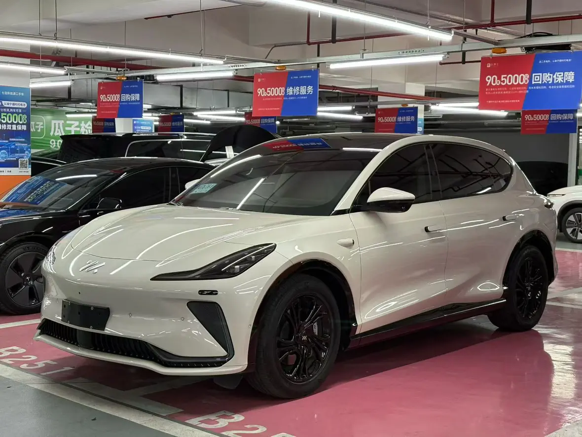 Zhiji LS7  из Китая