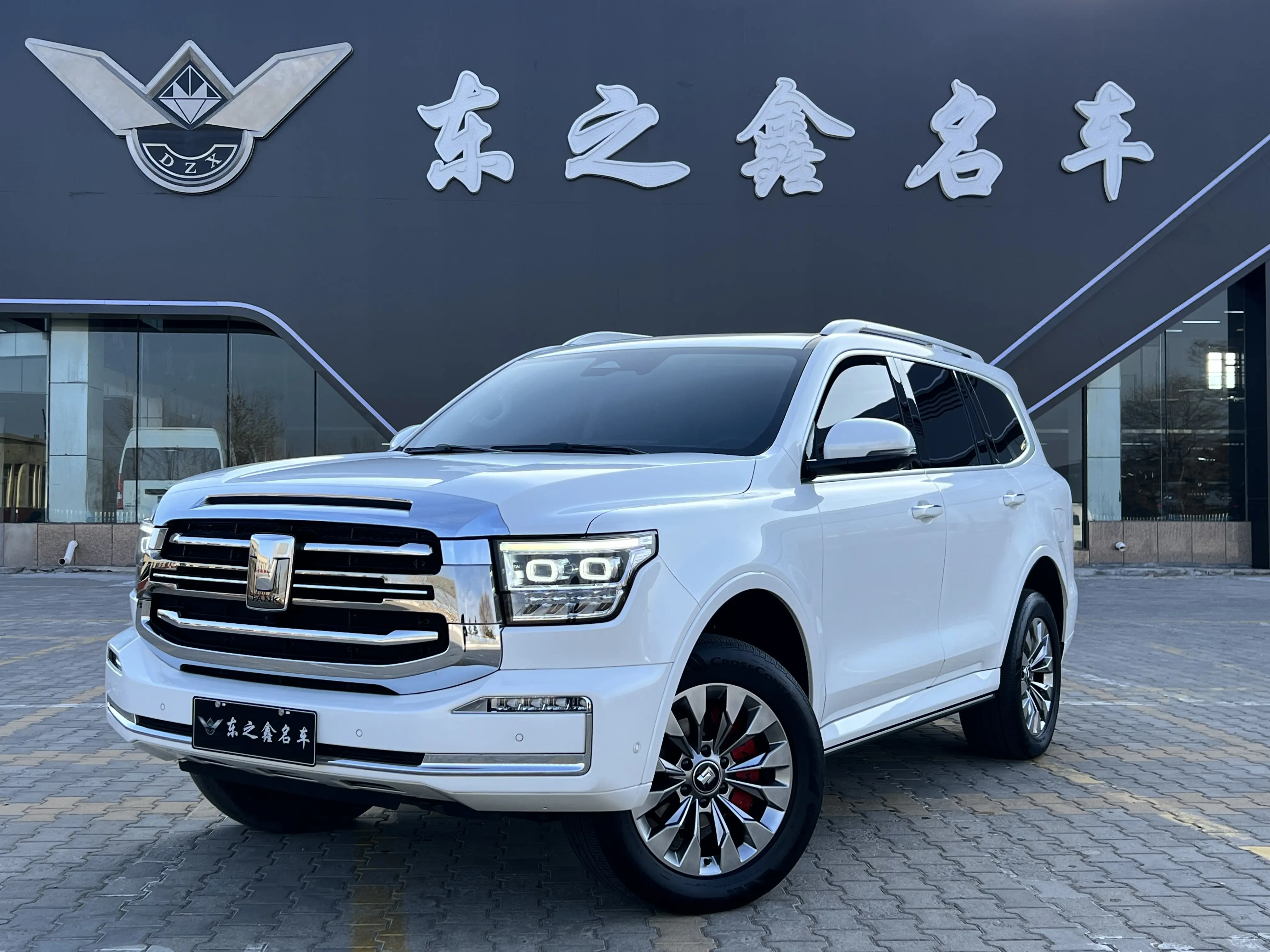 Tank 500  из Китая