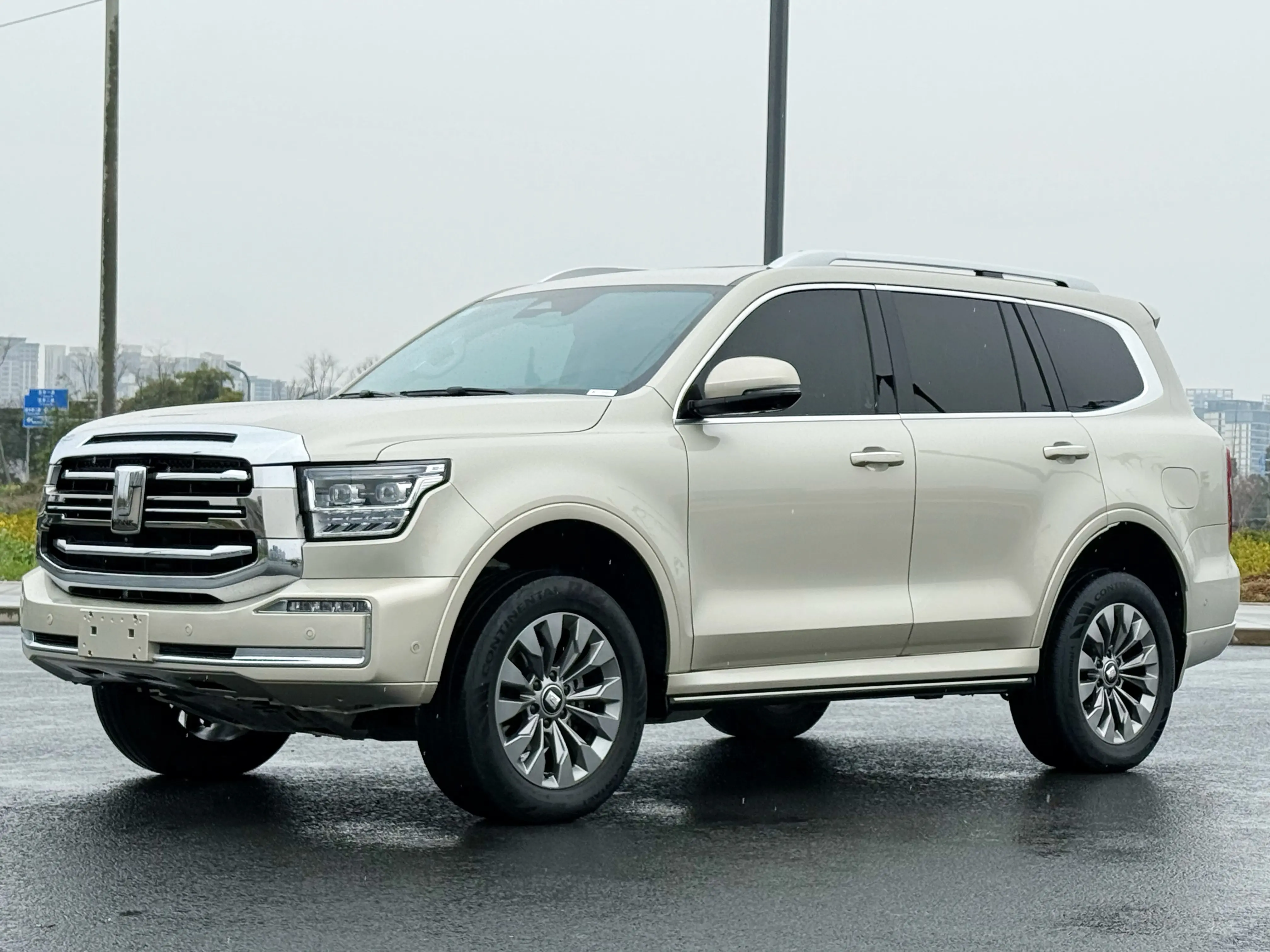 Tank 500  из Китая