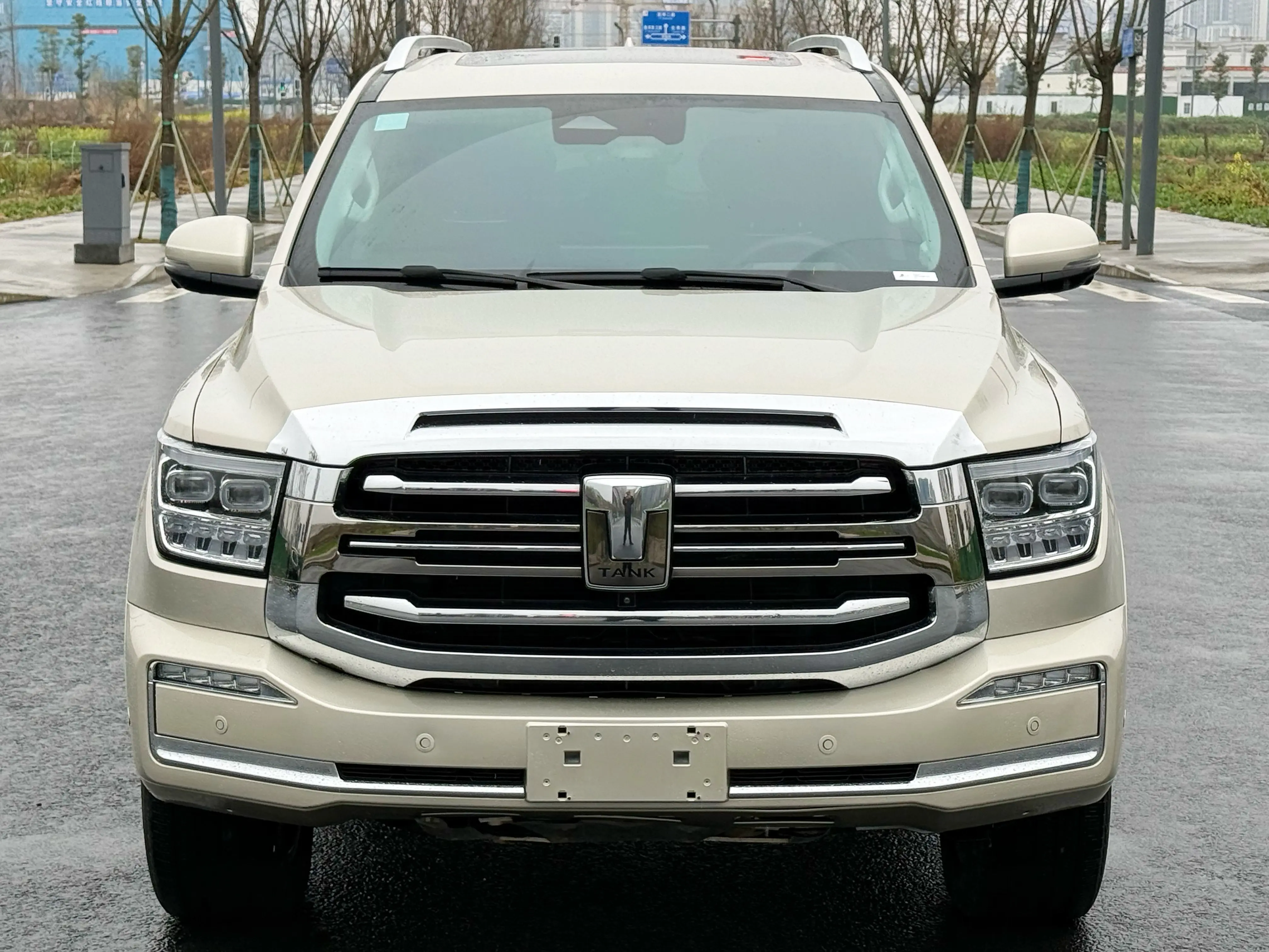 Tank 500  из Китая