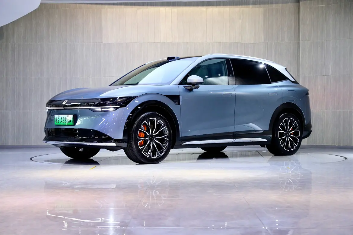 ZEEKR 7X  из Китая