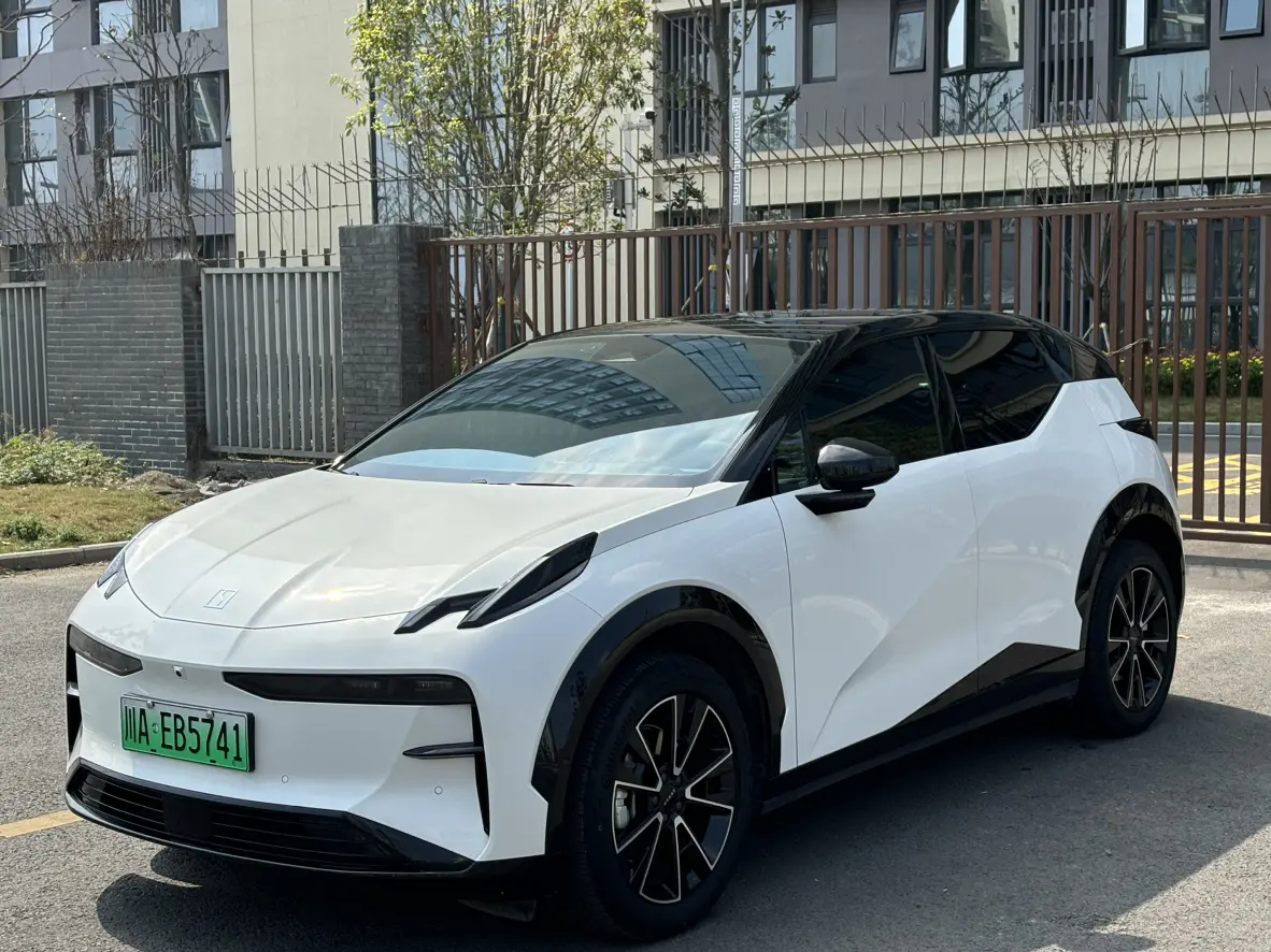 ZEEKR X  из Китая