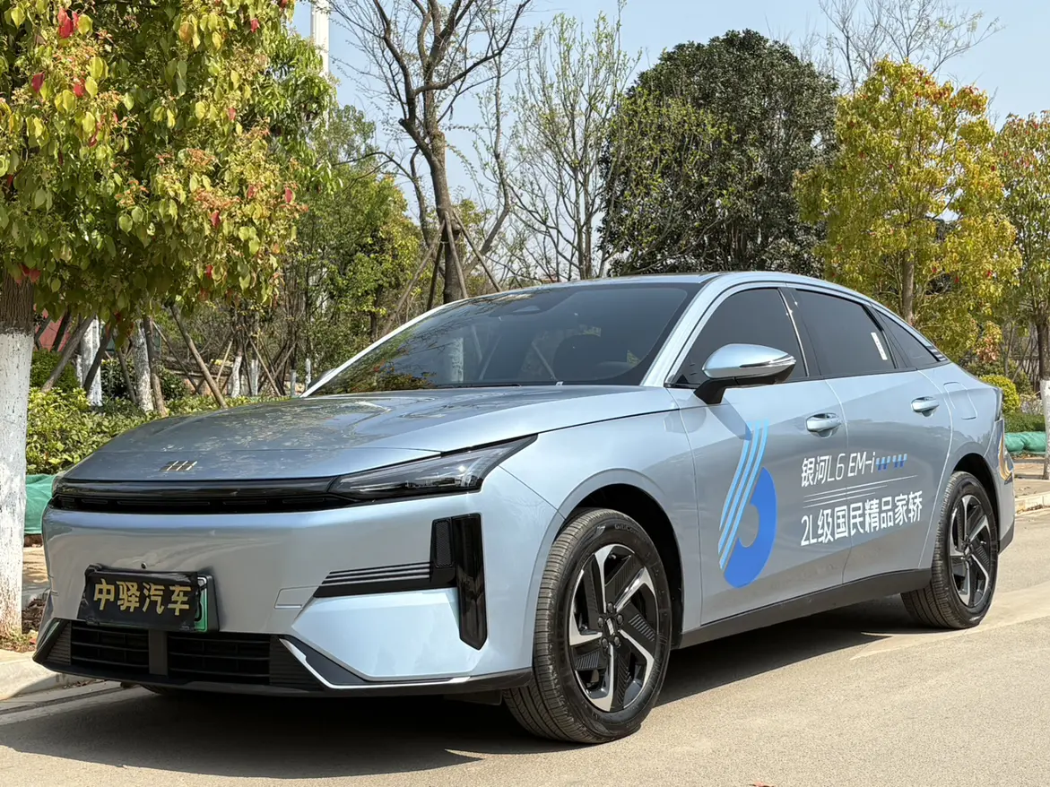 Geely Galaxy L6