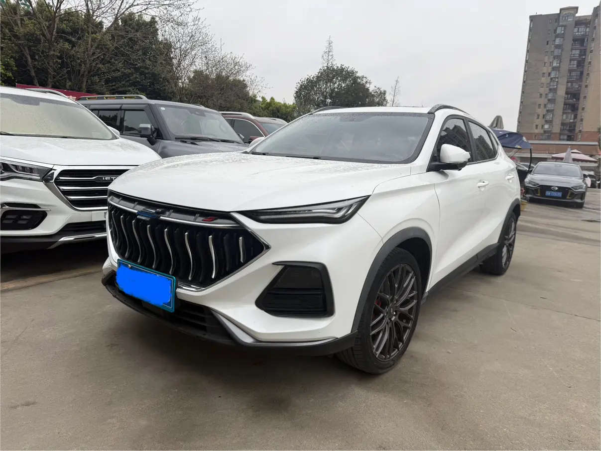 Oshan Changan Auchan X5