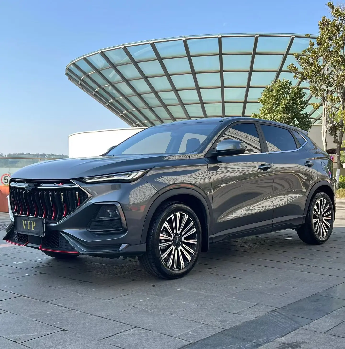 Oshan Changan Auchan X5