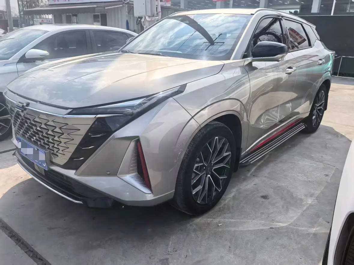 Oshan Changan Auchan Z6