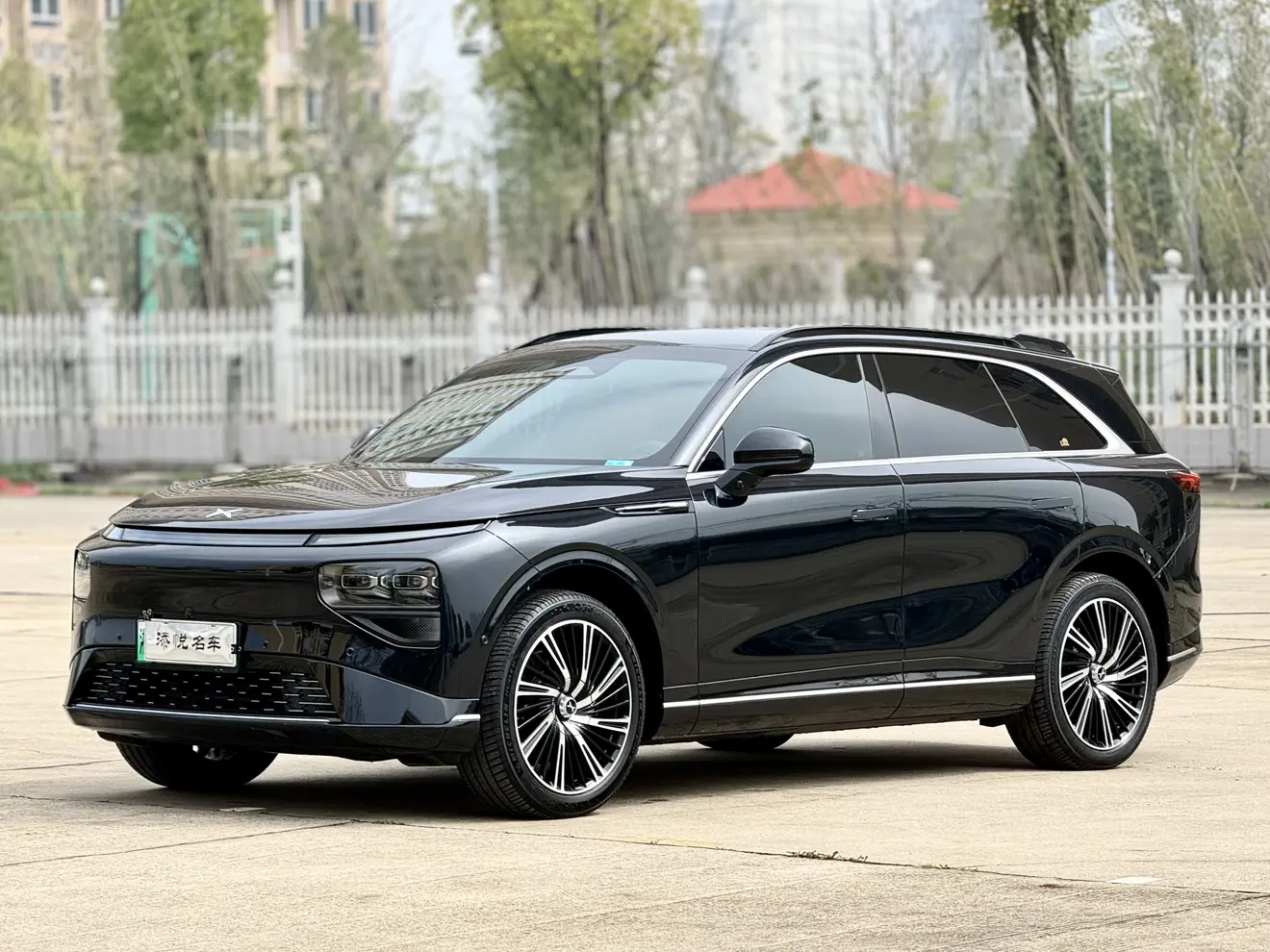 Xpeng G9