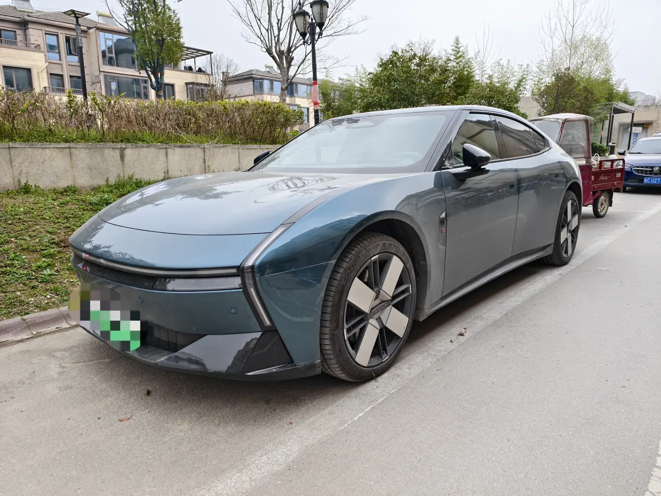 Xpeng P7