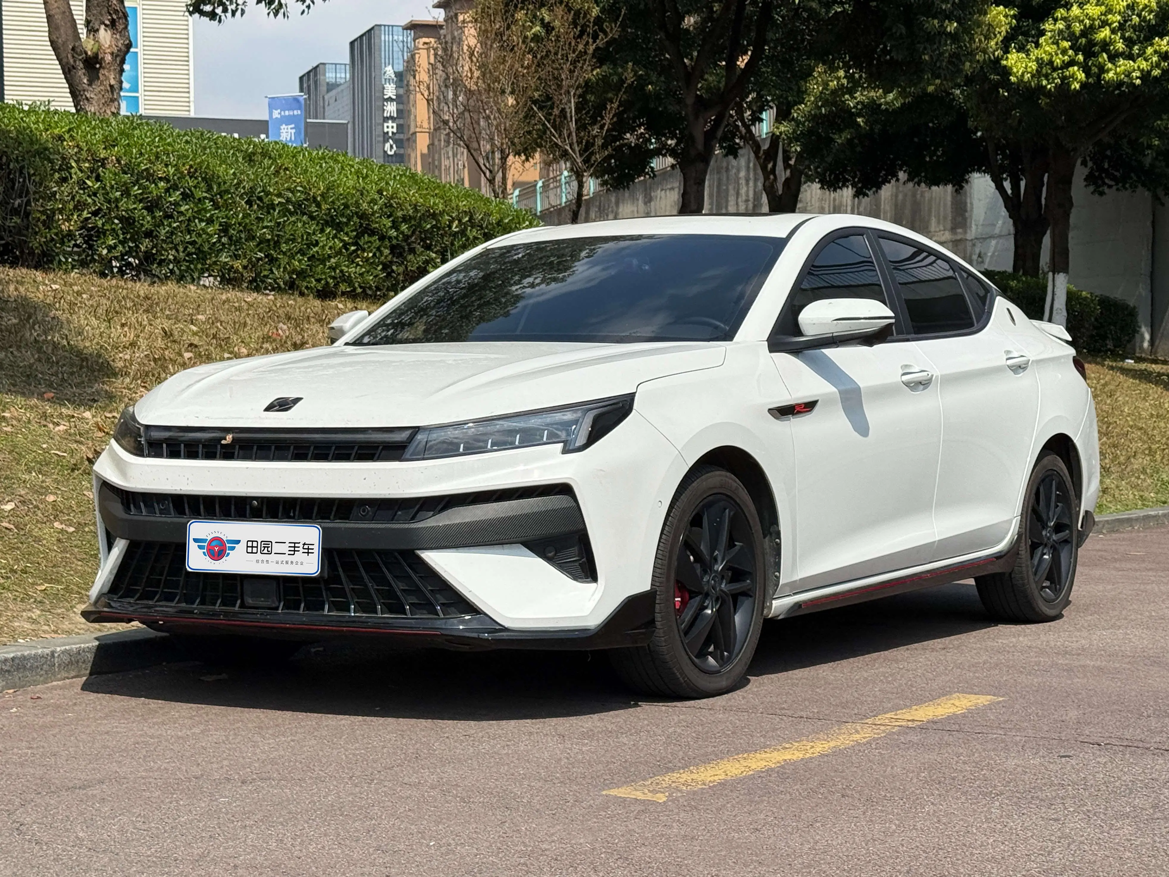 JAC (Sihao) Si Haoyao  из Китая