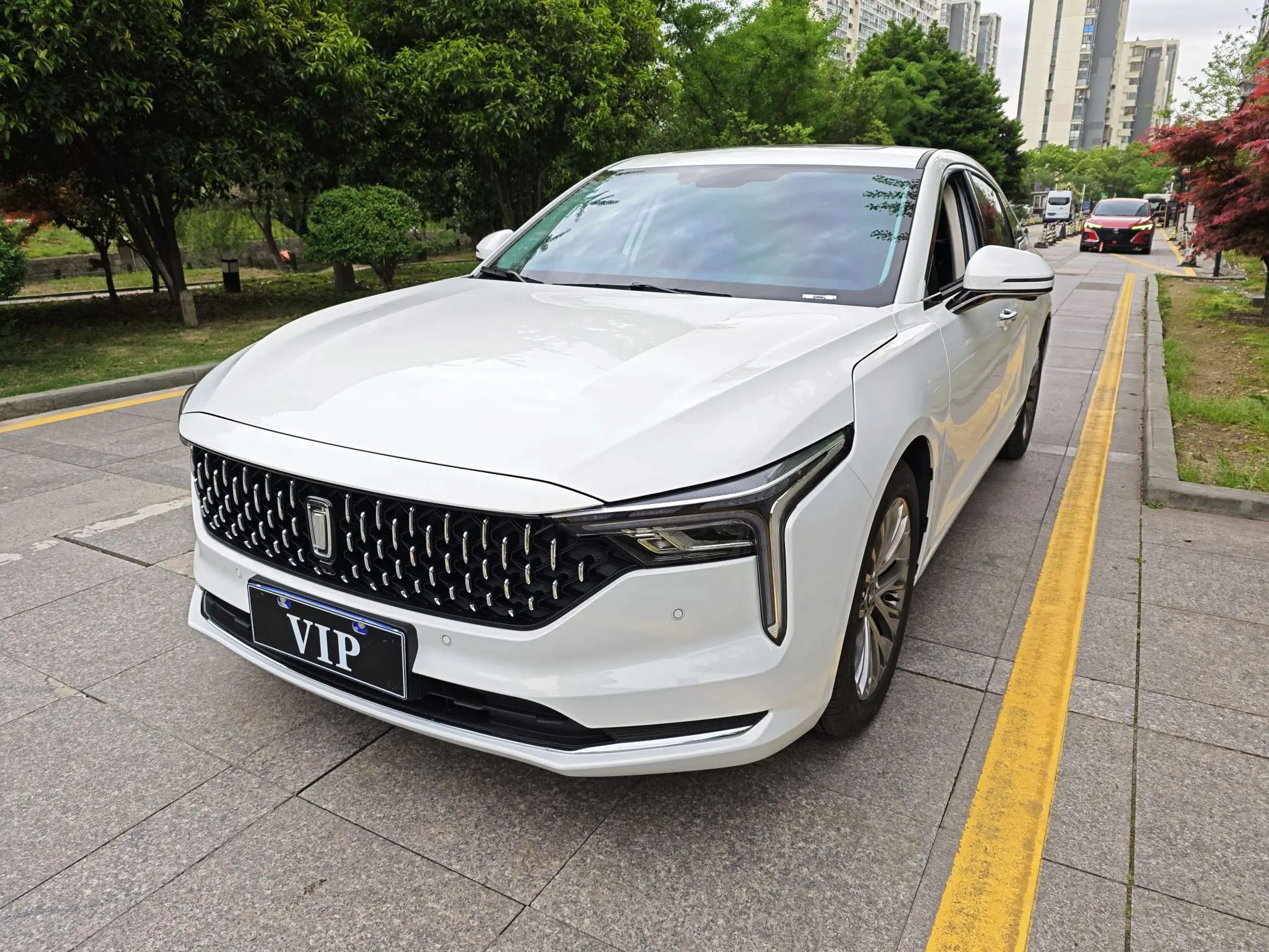 FAW Bestune B70 (Besturn B70)  из Китая