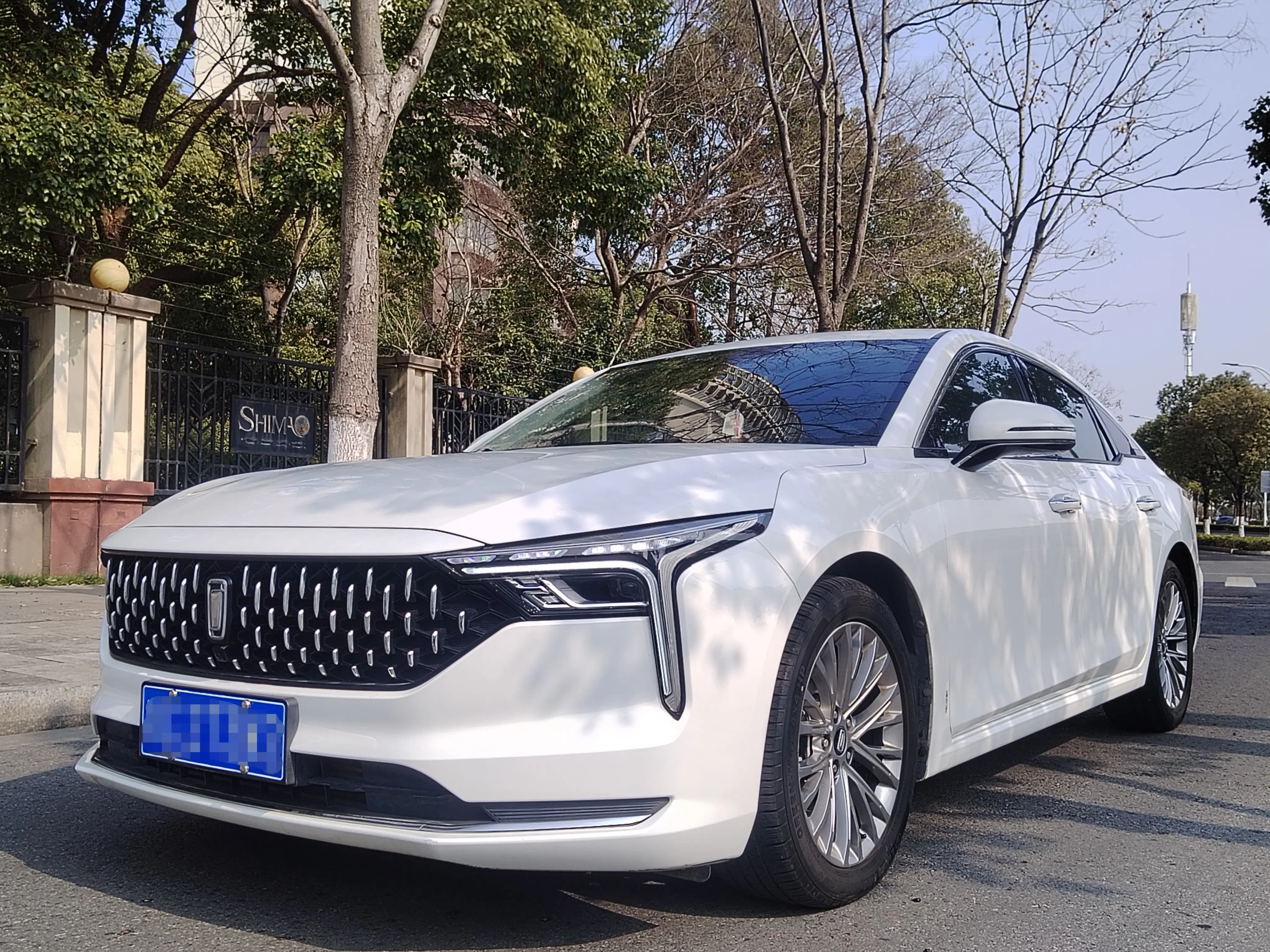 FAW Bestune B70 (Besturn B70)  из Китая