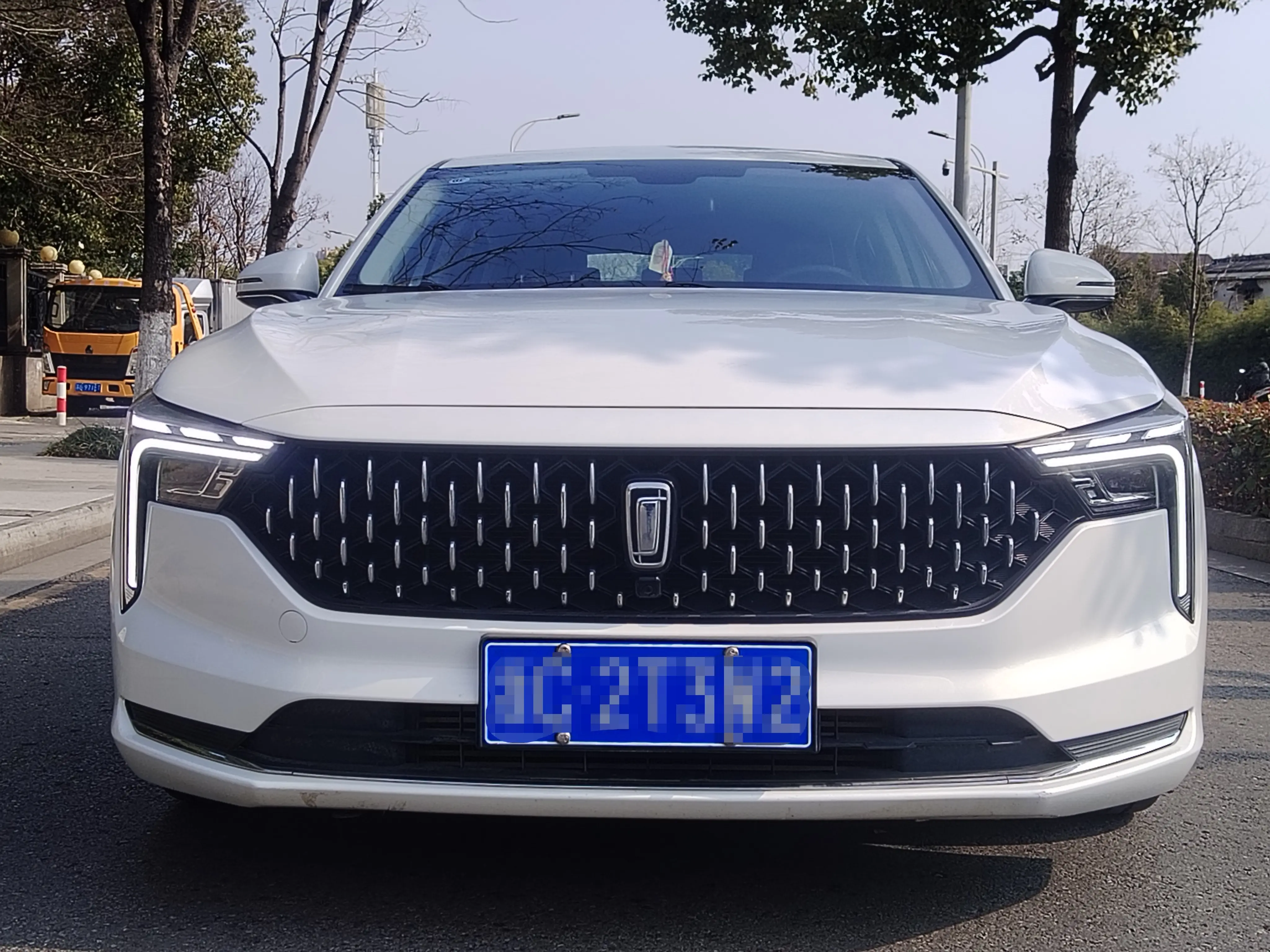 FAW Bestune B70 (Besturn B70)  из Китая