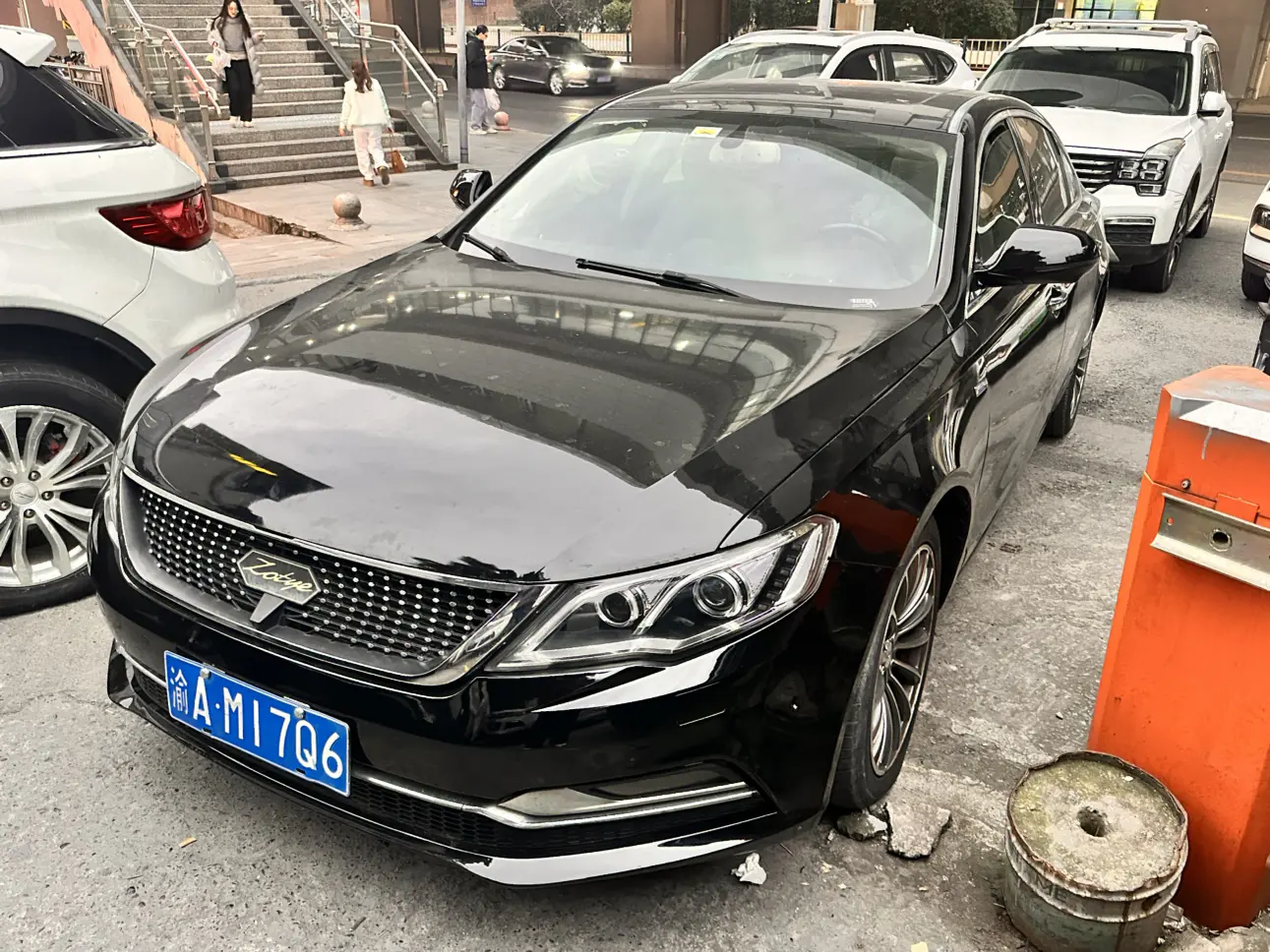 Zotye Z700