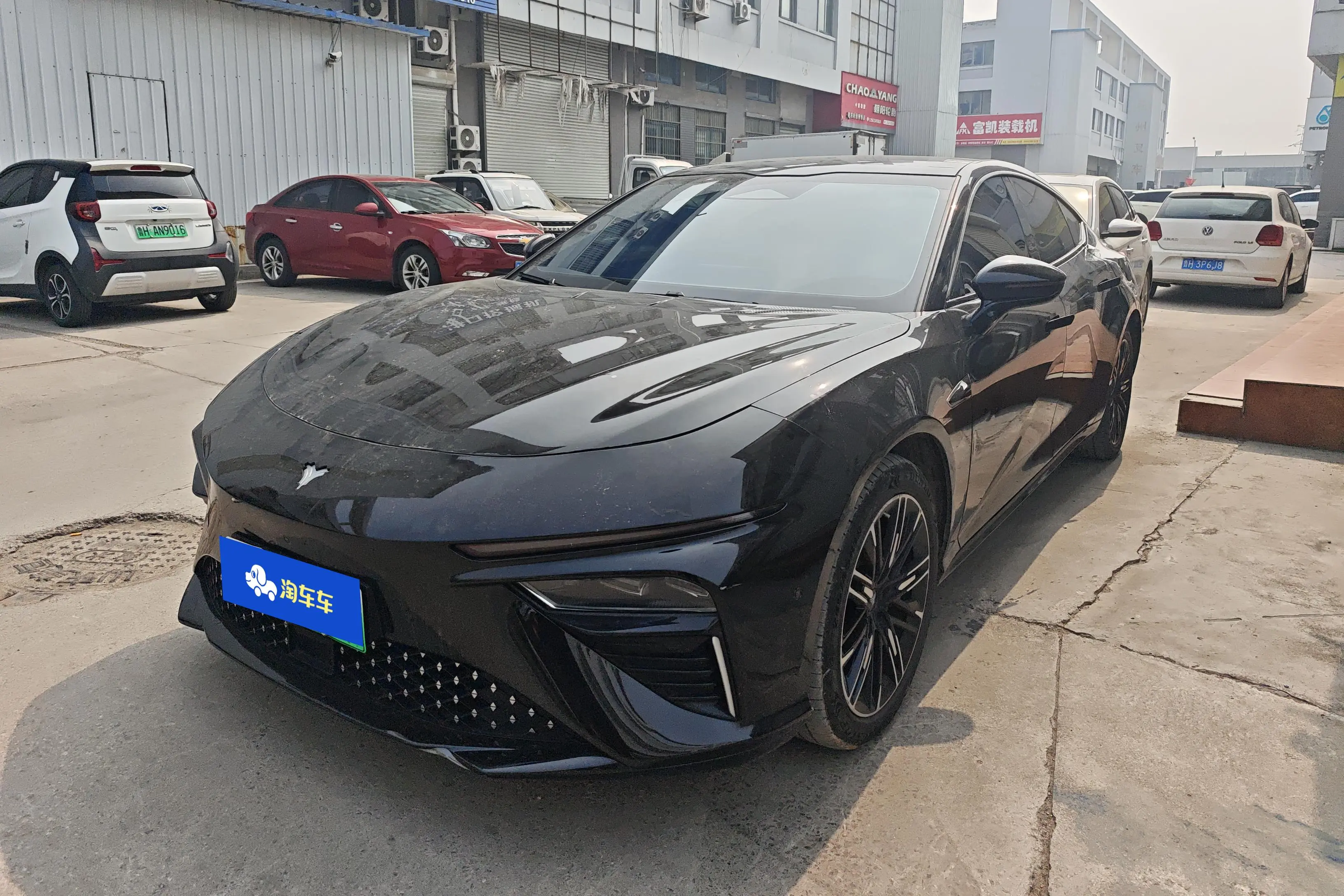 NETA Nezha S