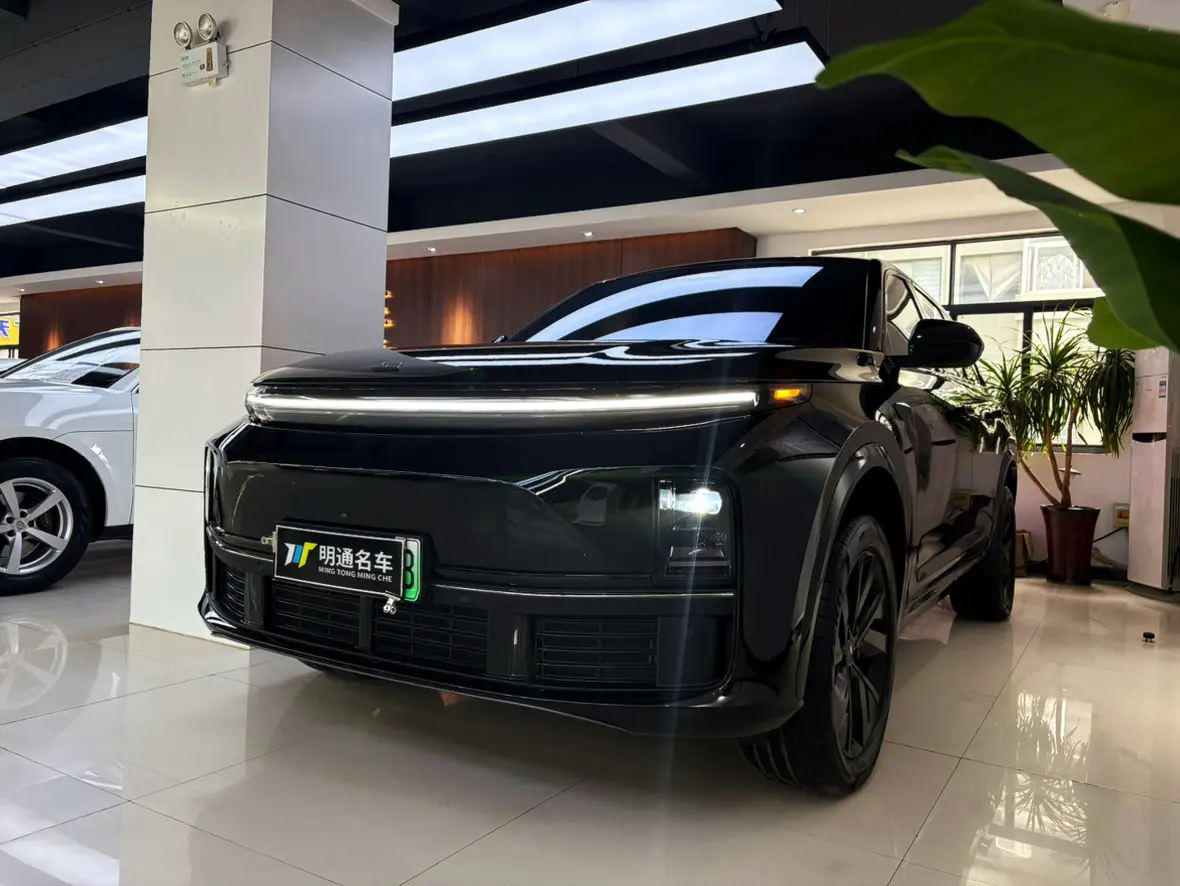 Lixiang L7