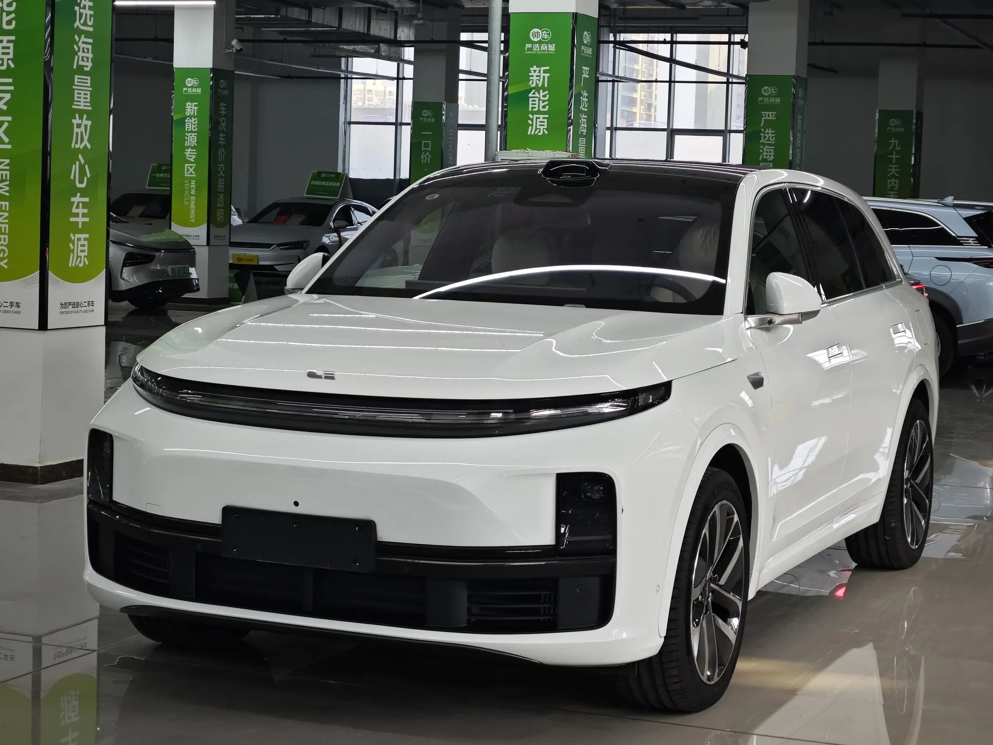 Lixiang L7