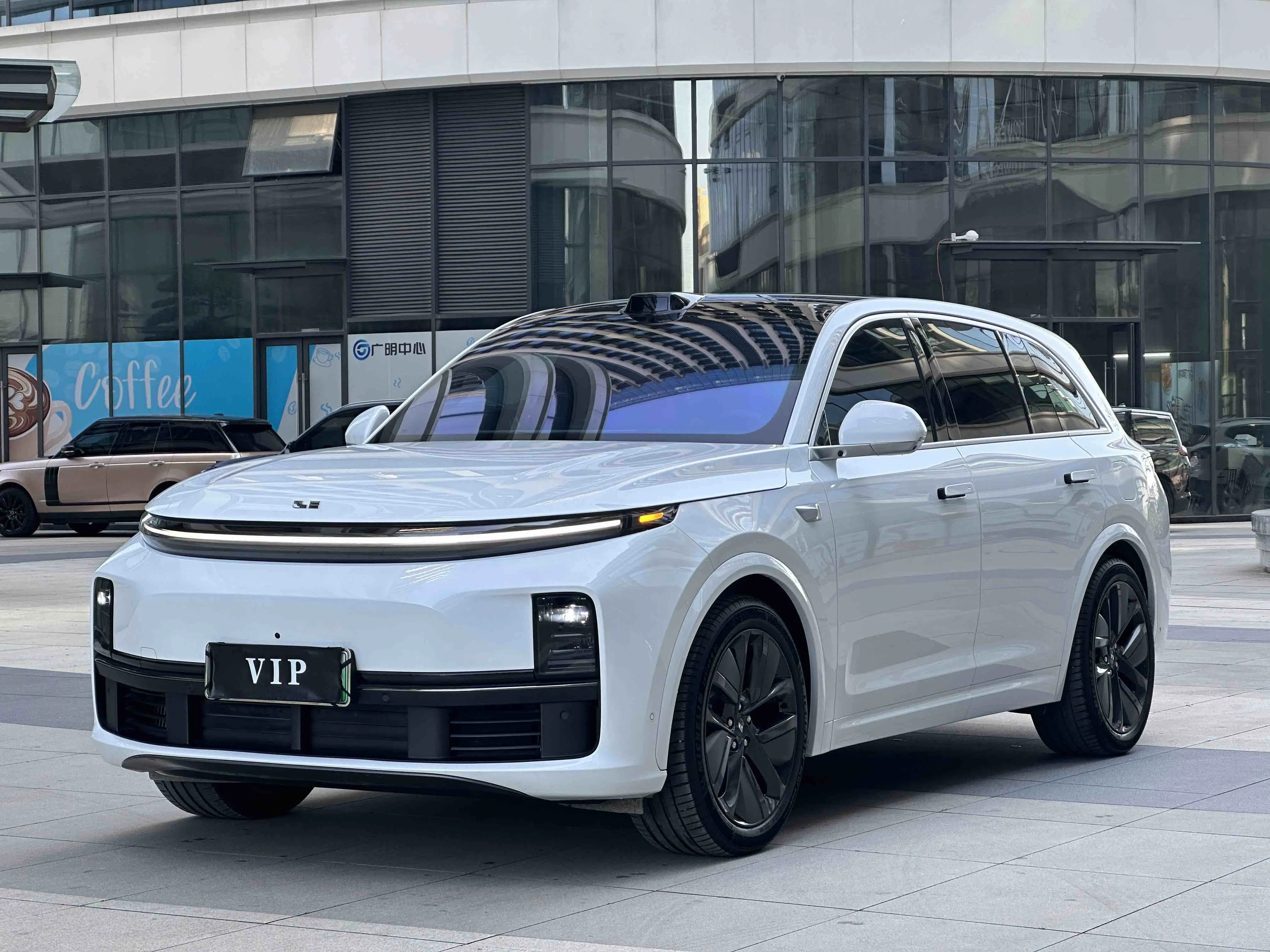 Lixiang L7