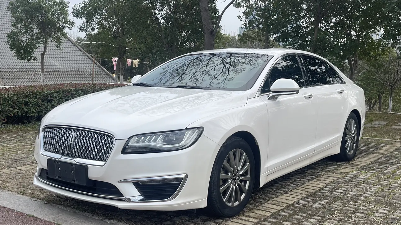 Lincoln MKZ