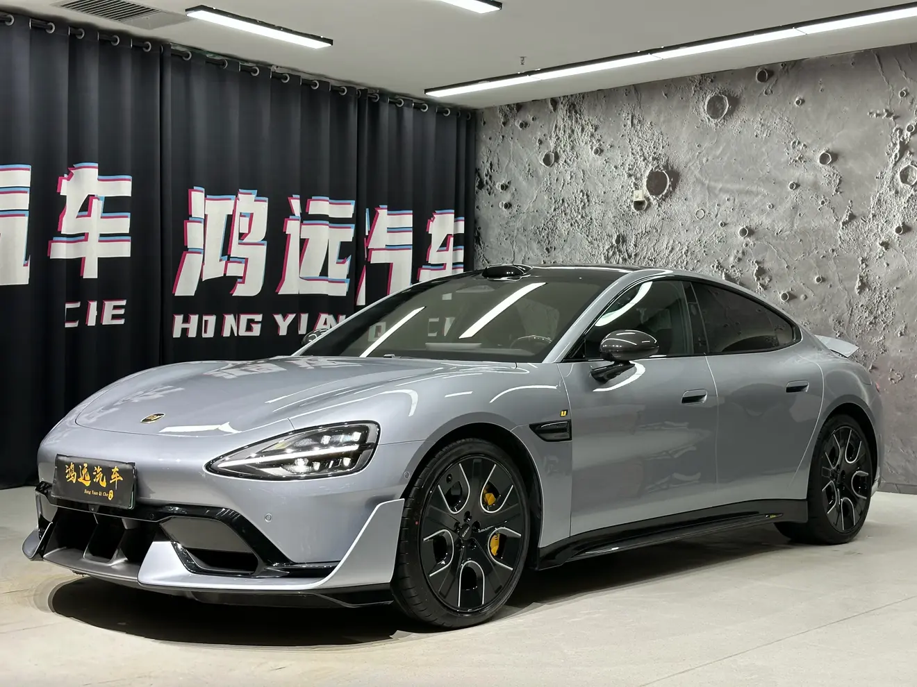 Xiaomi car Xiaomi SU7 Ultra  из Китая