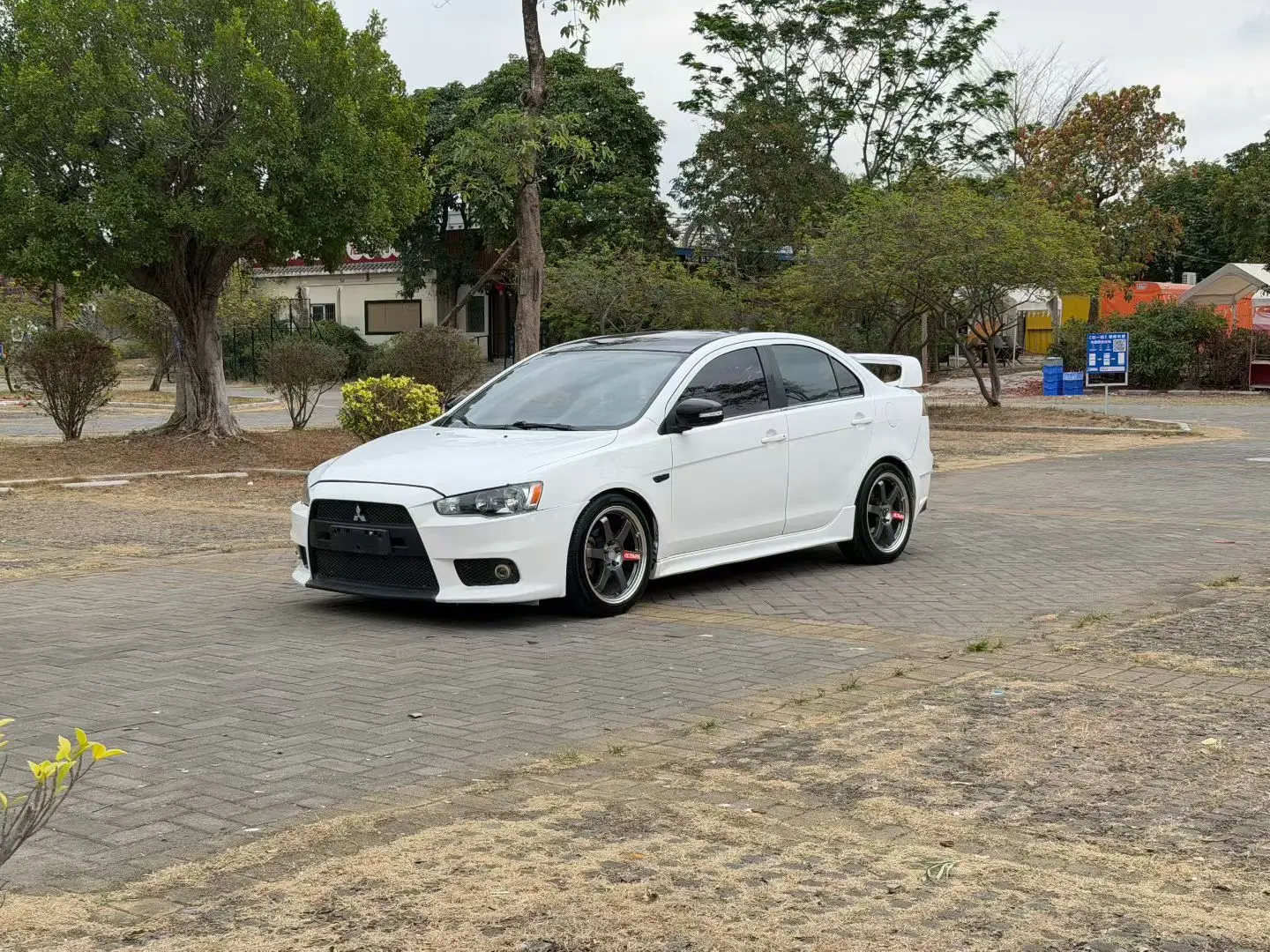 Mitsubishi Winged God