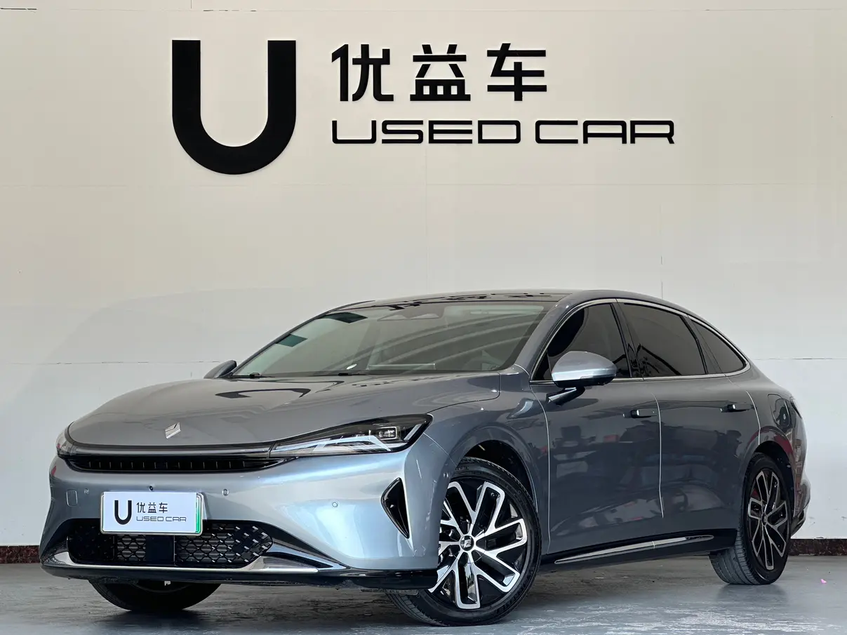 Baojun Enjoy PHEV