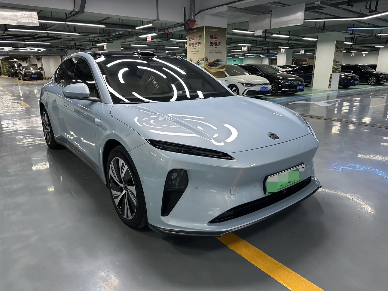 NIO ET5