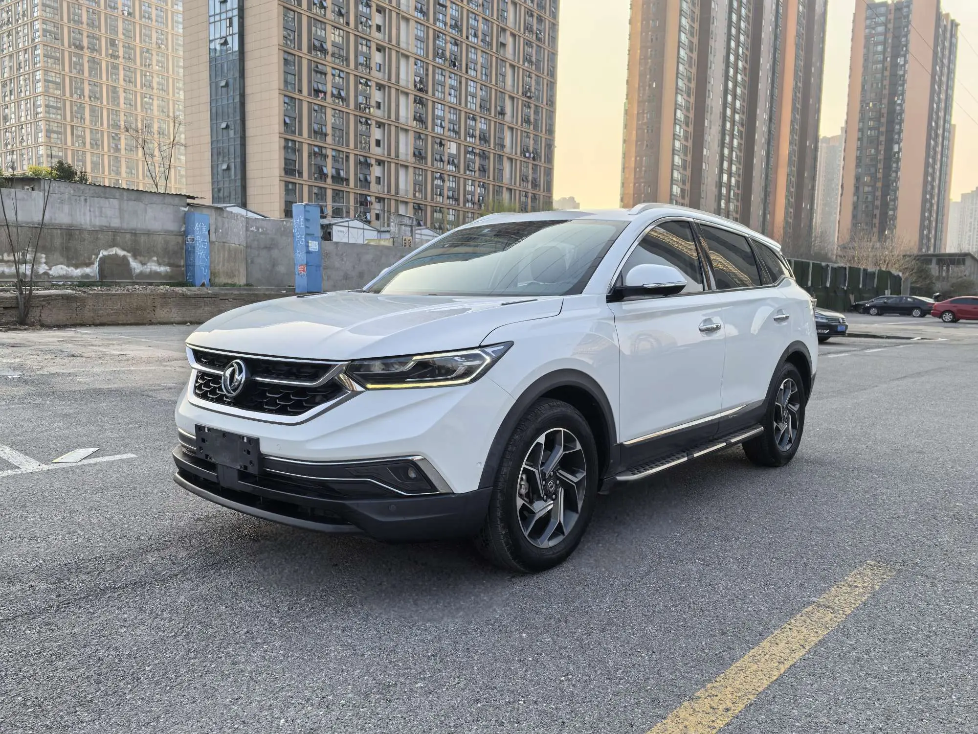 Dongfeng Fengshen AX7