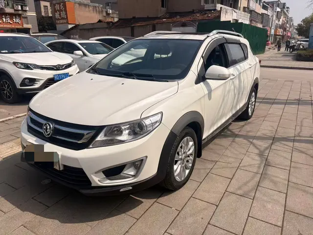 Dongfeng Fengshen AX3
