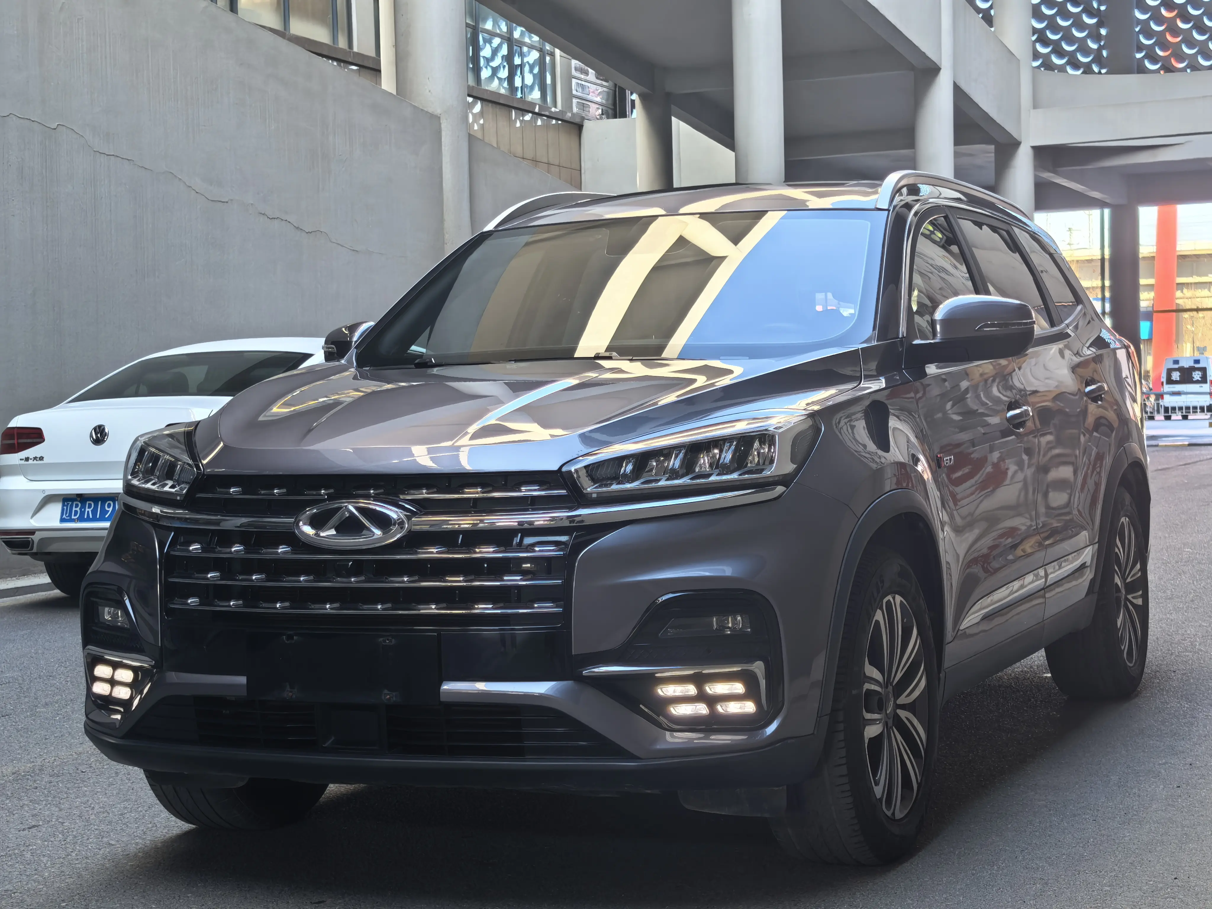 Chery Tiggo 8