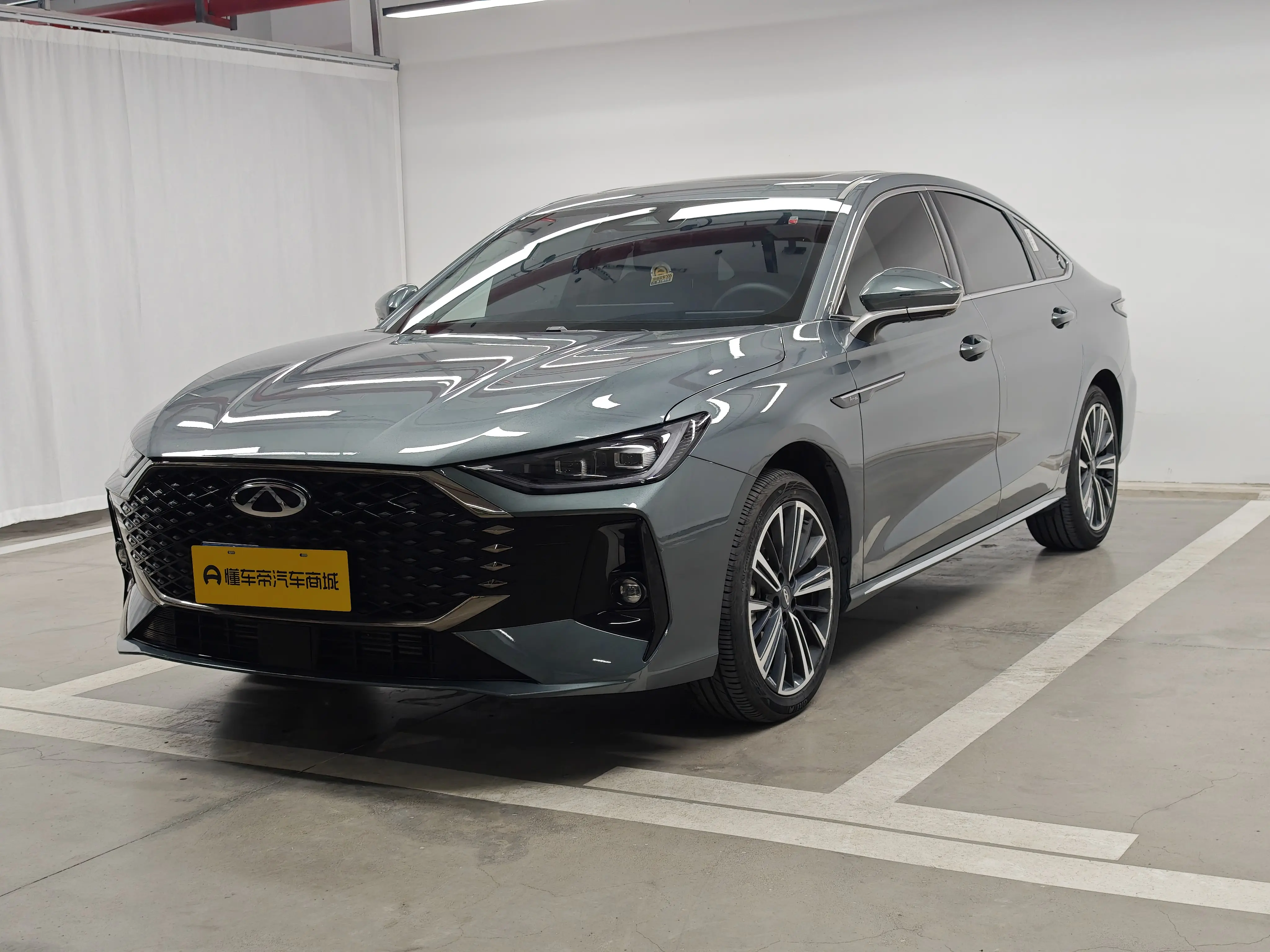 Chery Arrizo 8 PRO  из Китая